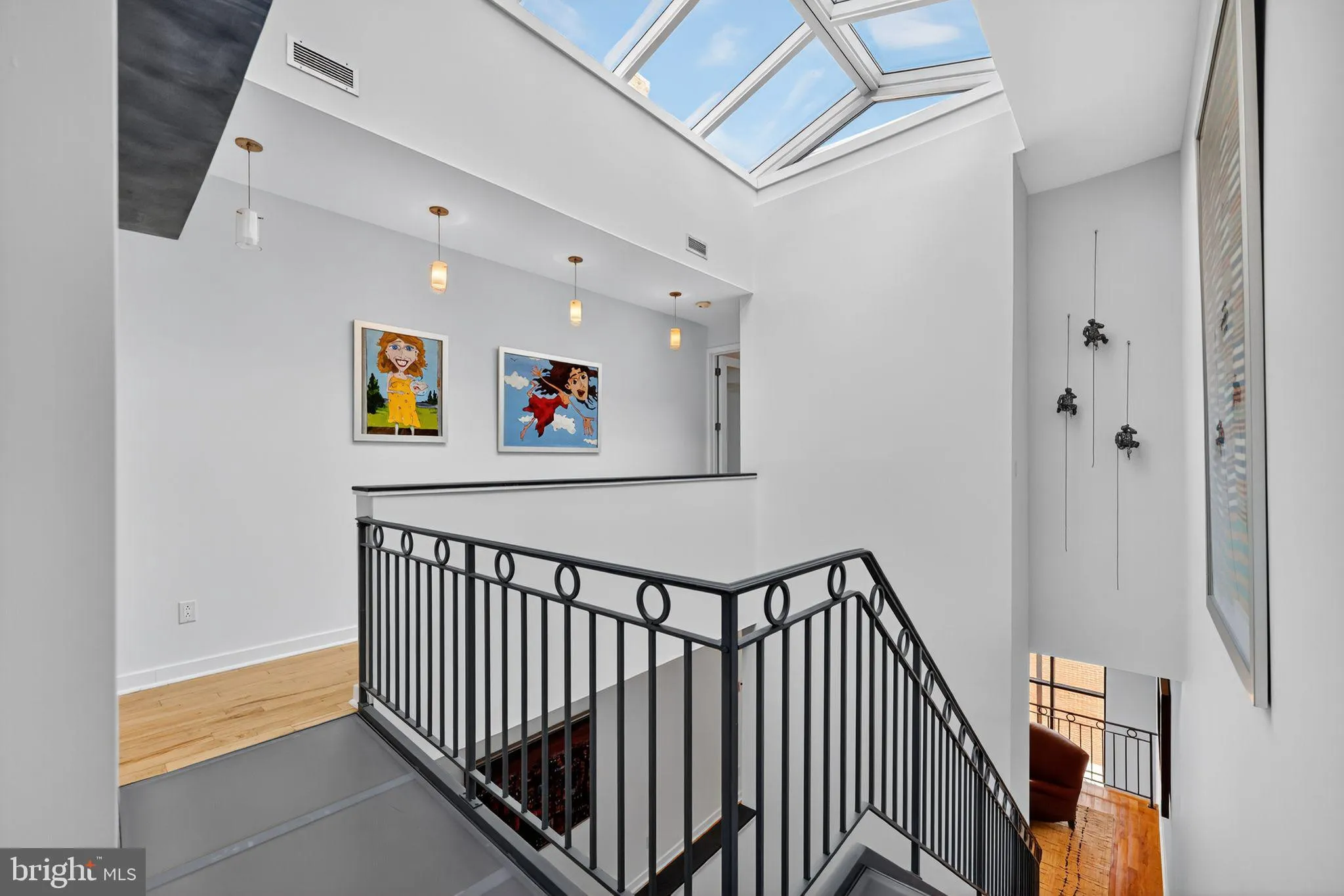 Philadelphia, Pennsylvania 19106, United States, 3 Bedrooms Bedrooms, ,4 BathroomsBathrooms,Residential,Active,223616