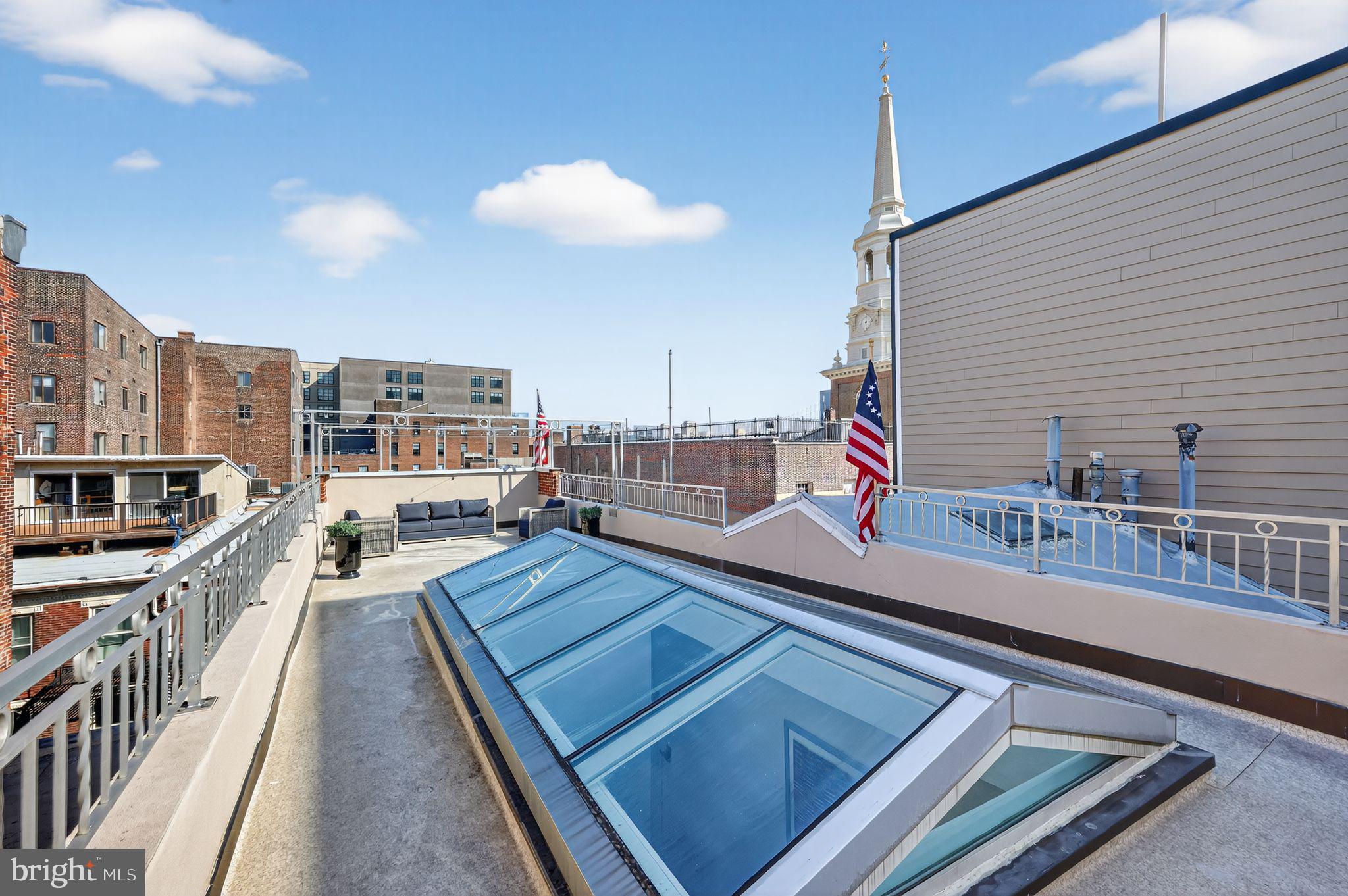 OLD CITY - Residential