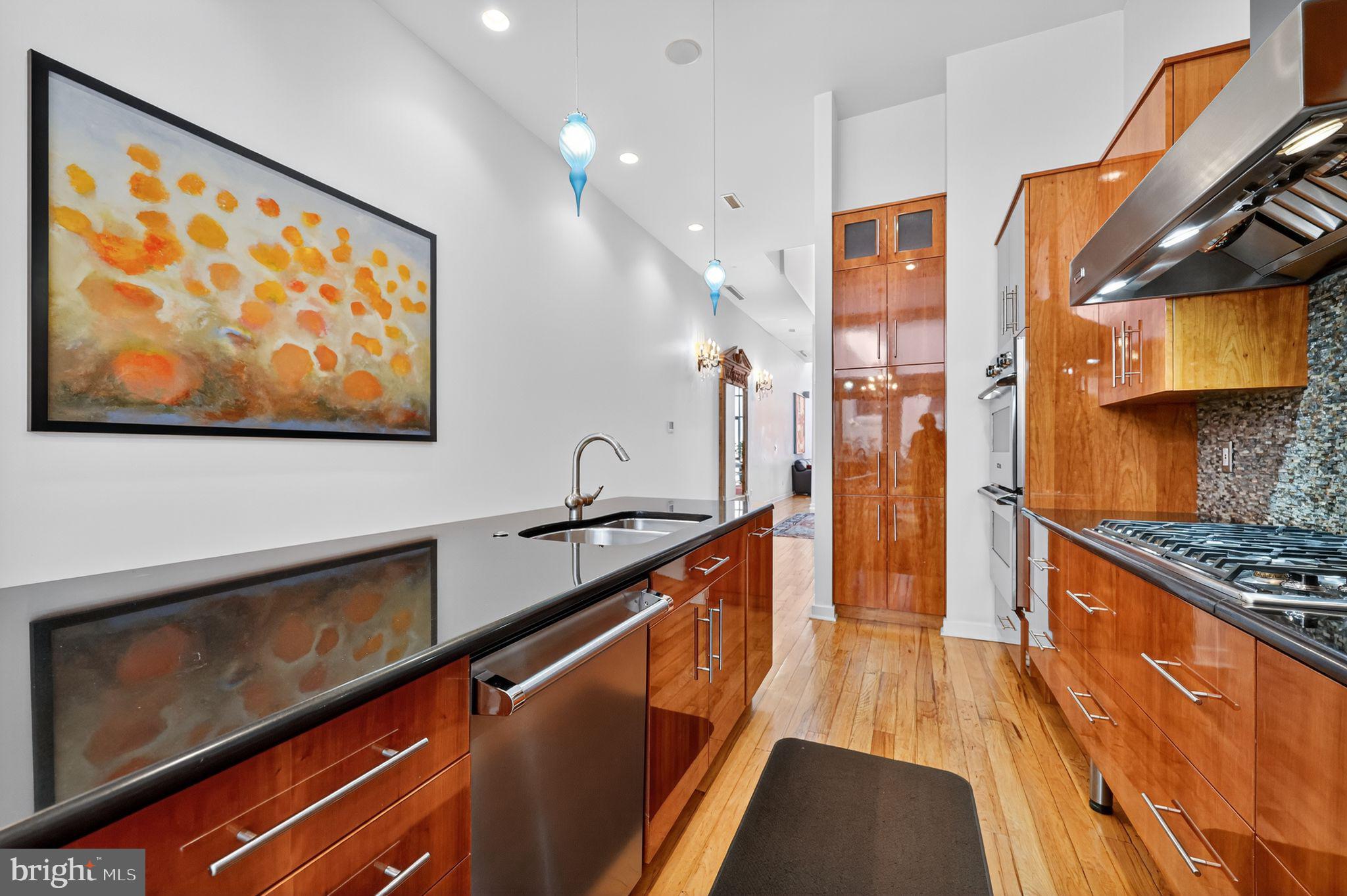 OLD CITY - Residential