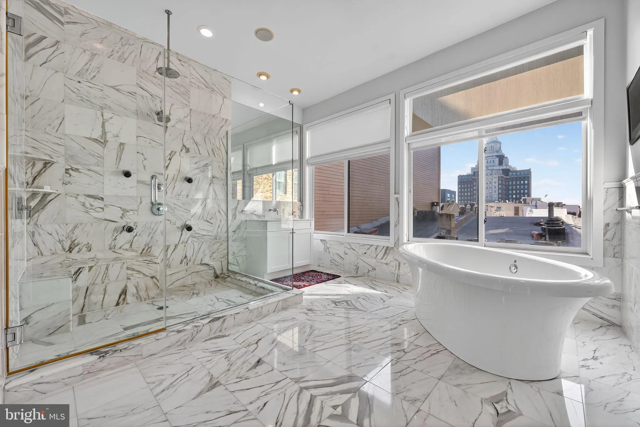 Philadelphia, Pennsylvania 19106, United States, 3 Bedrooms Bedrooms, ,4 BathroomsBathrooms,Residential,Active,223616