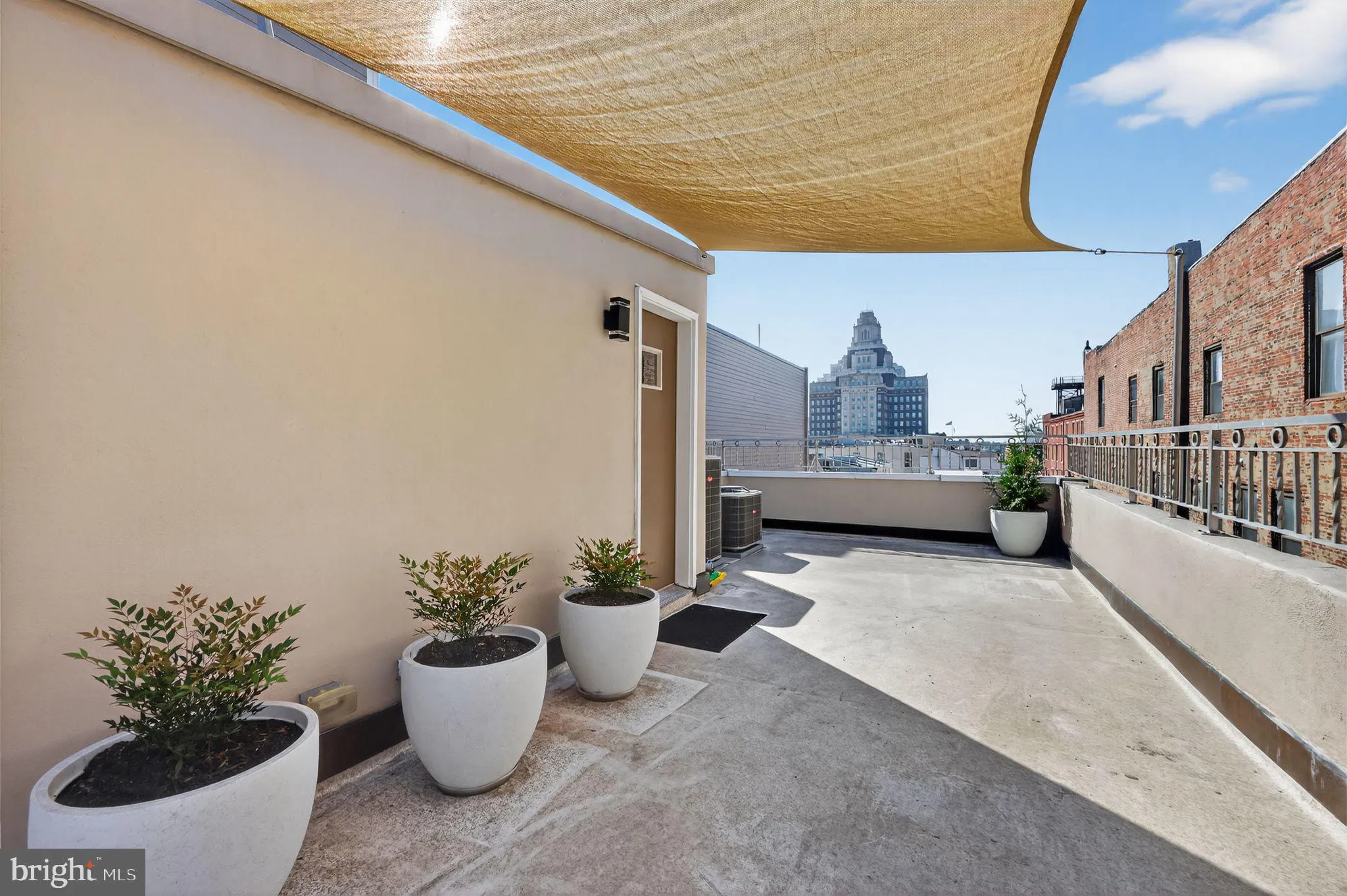 Philadelphia, Pennsylvania 19106, United States, 3 Bedrooms Bedrooms, ,4 BathroomsBathrooms,Residential,Active,223616