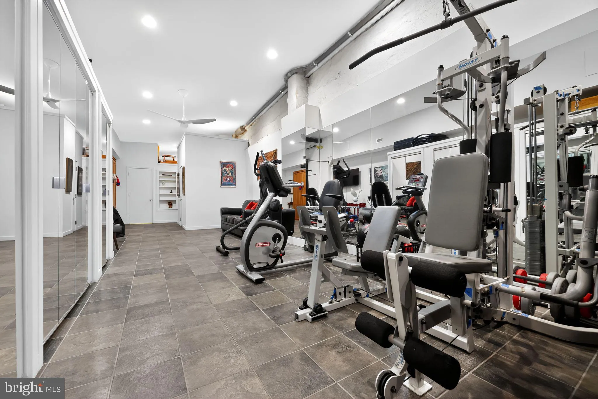 Philadelphia, Pennsylvania 19106, United States, 3 Bedrooms Bedrooms, ,4 BathroomsBathrooms,Residential,Active,223616