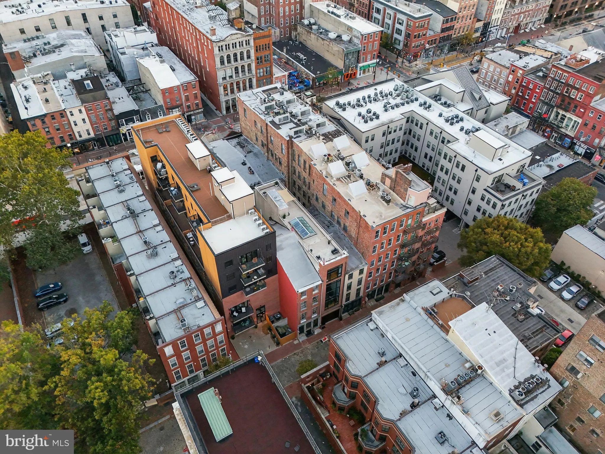 Philadelphia, Pennsylvania 19106, United States, 3 Bedrooms Bedrooms, ,4 BathroomsBathrooms,Residential,Active,223616