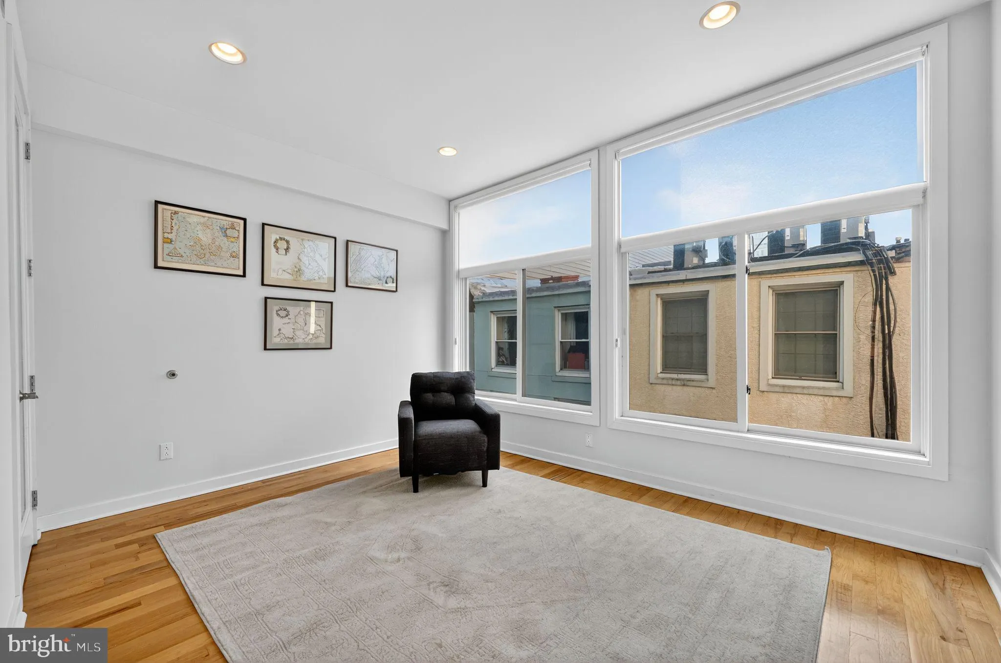 Philadelphia, Pennsylvania 19106, United States, 3 Bedrooms Bedrooms, ,4 BathroomsBathrooms,Residential,Active,223616