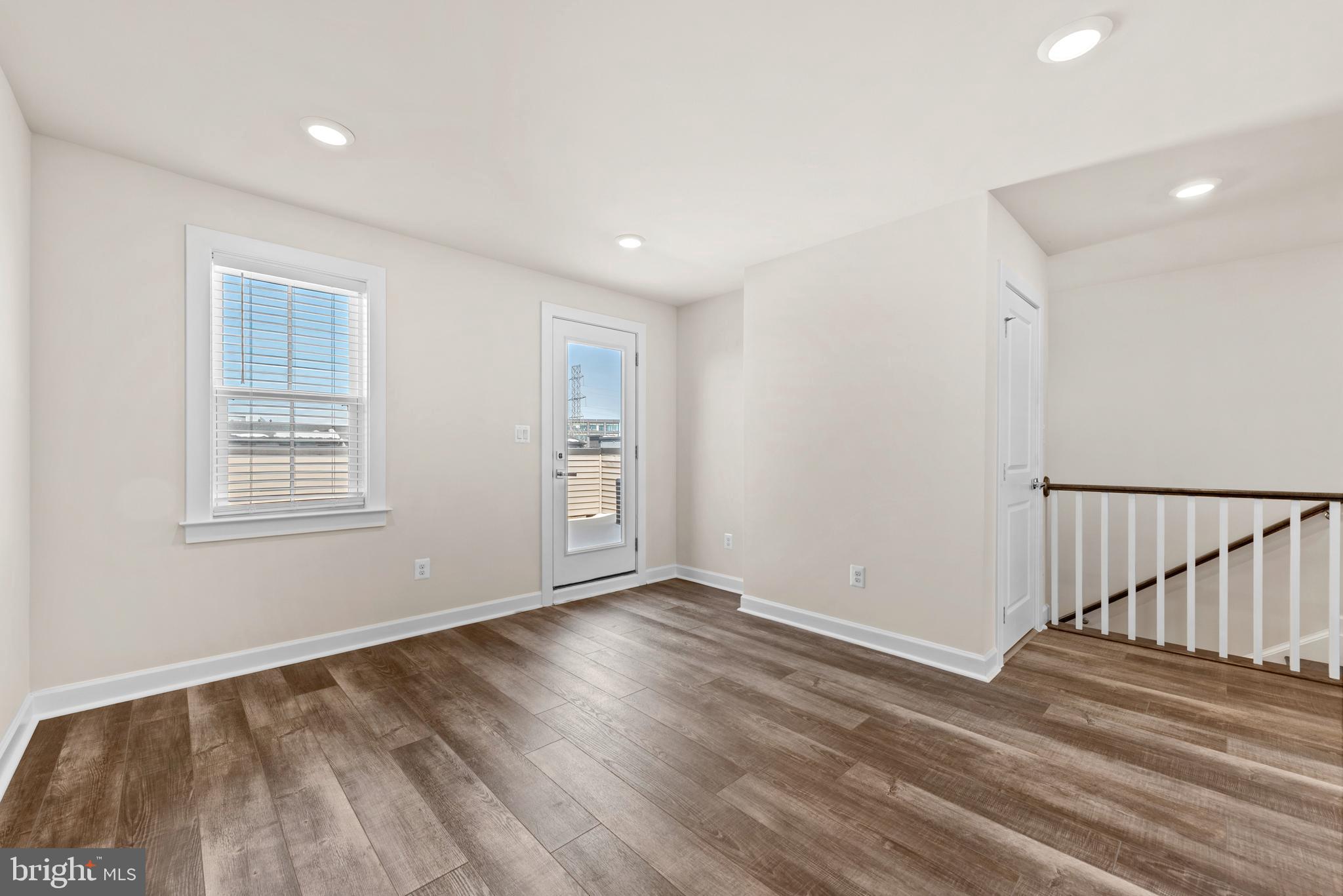 WOODLAND PARK - Residential