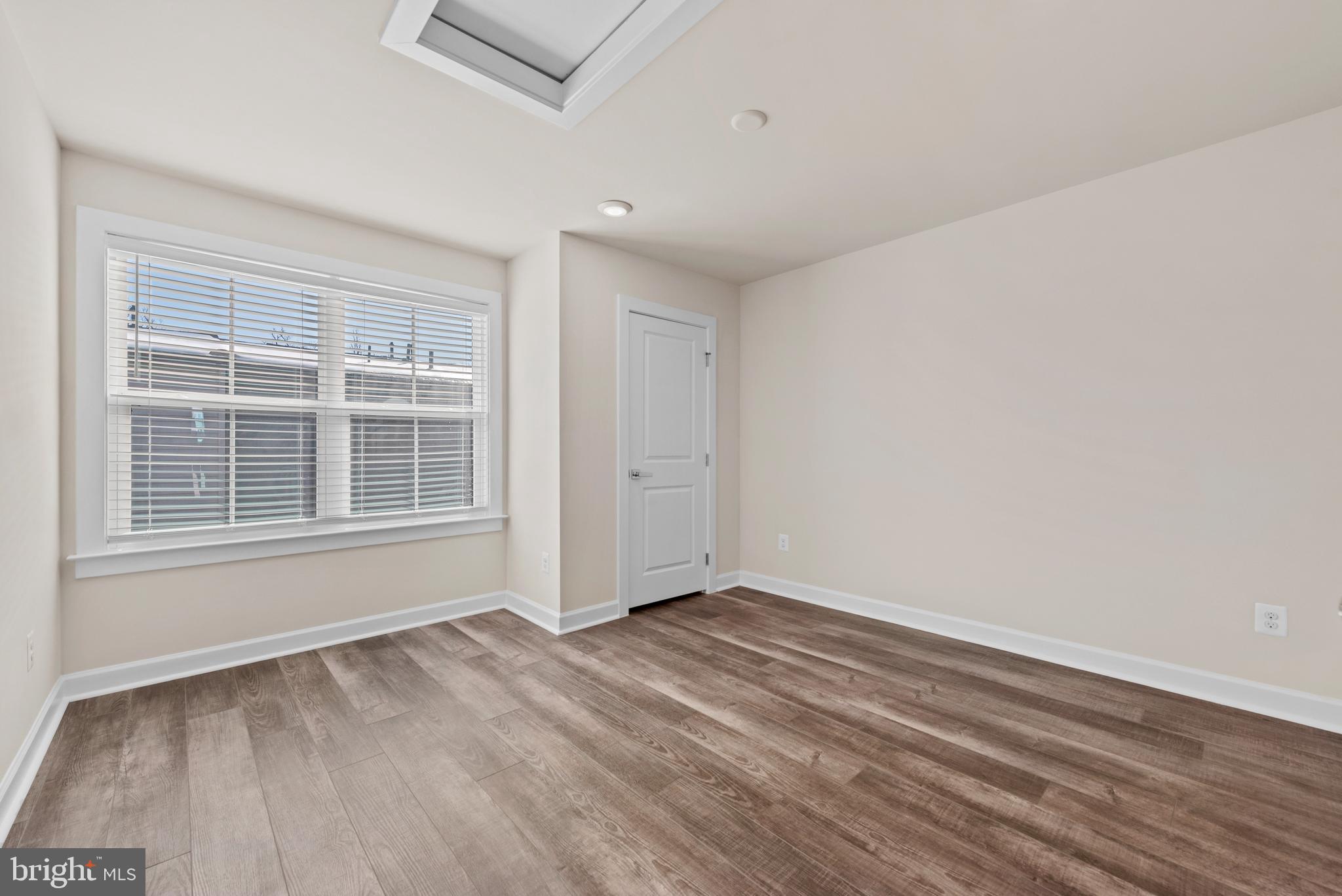 WOODLAND PARK - Residential