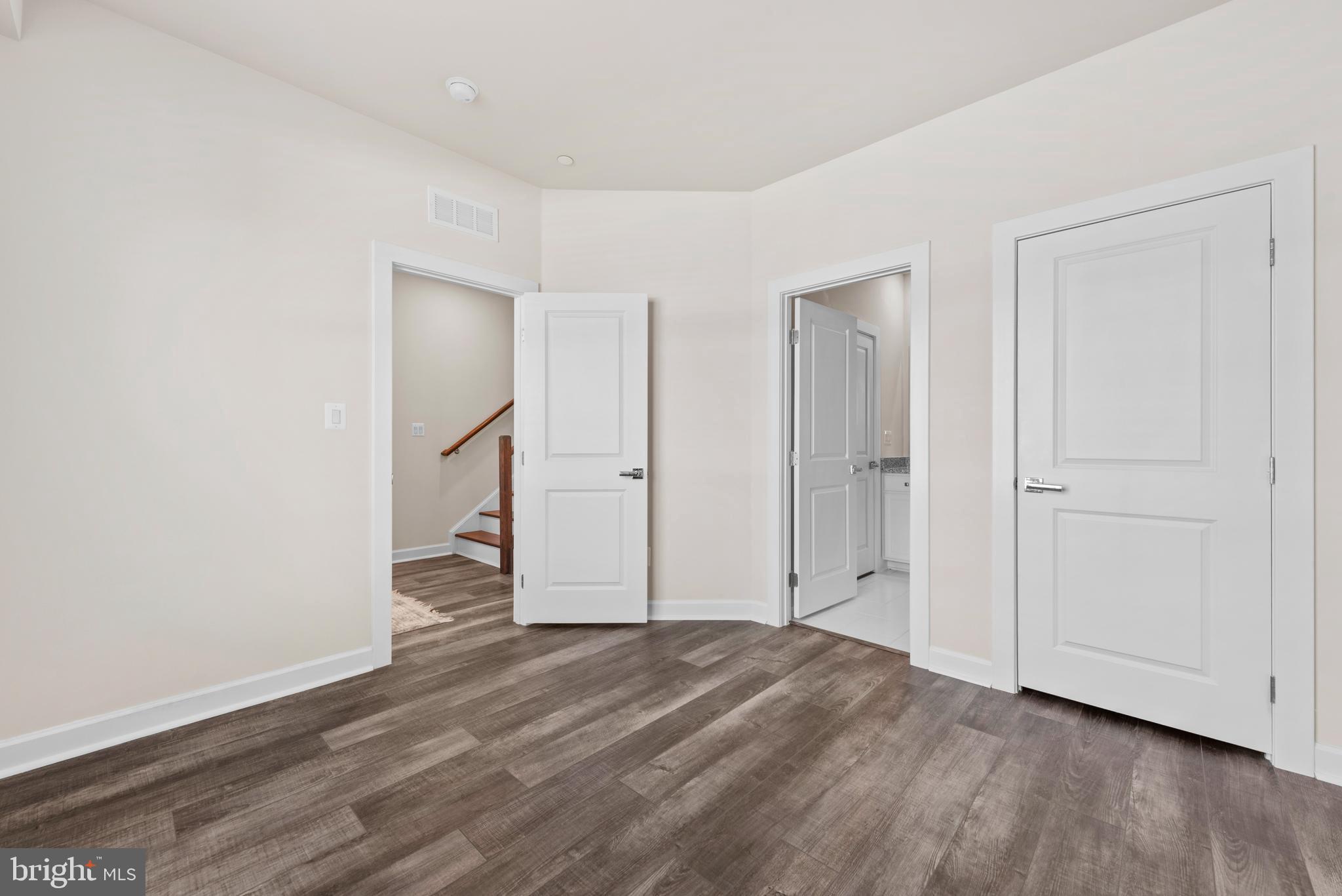 WOODLAND PARK - Residential