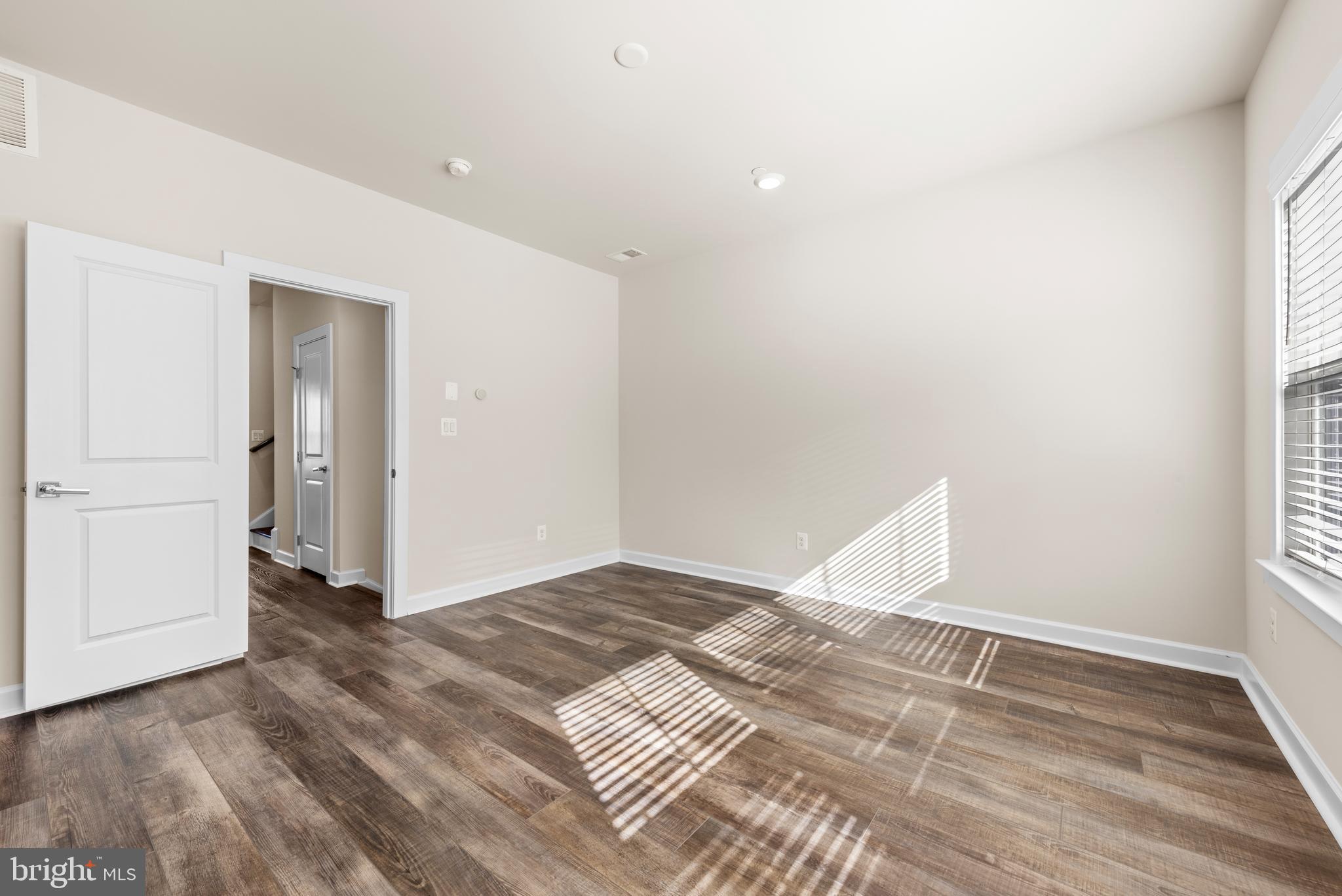 WOODLAND PARK - Residential