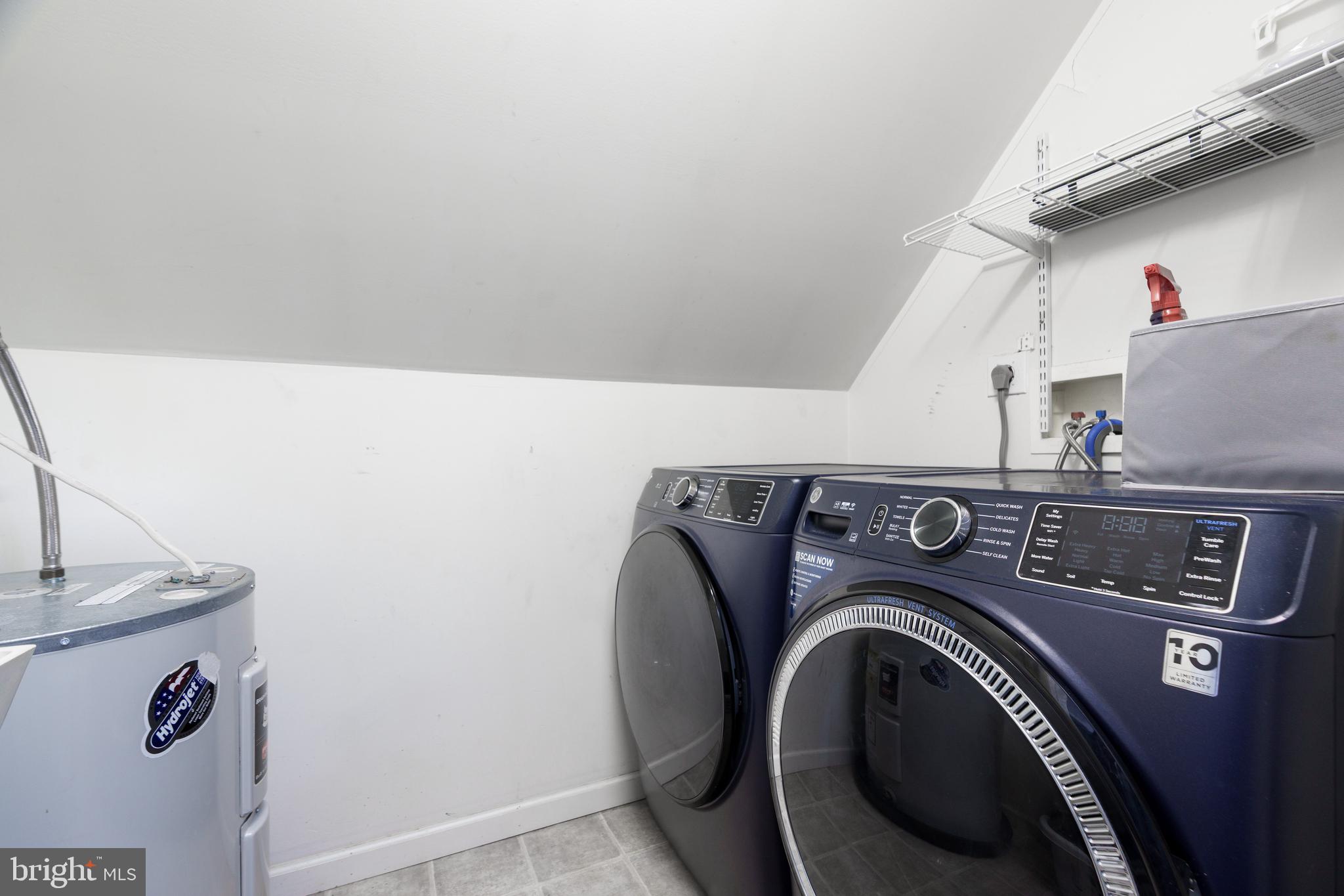 THE FLYWAY - Residential