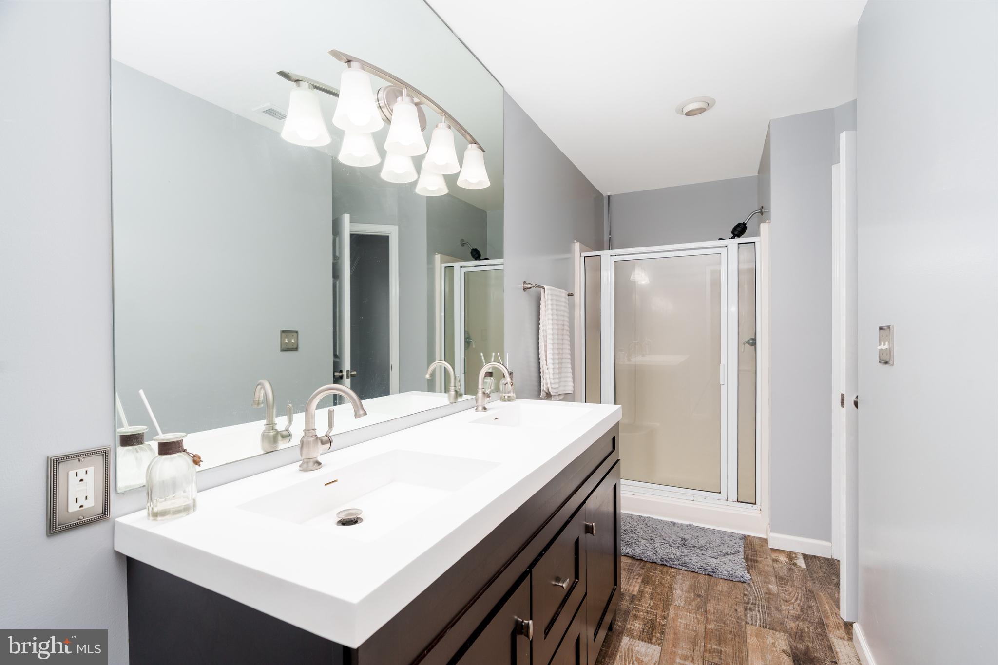 THE FLYWAY - Residential