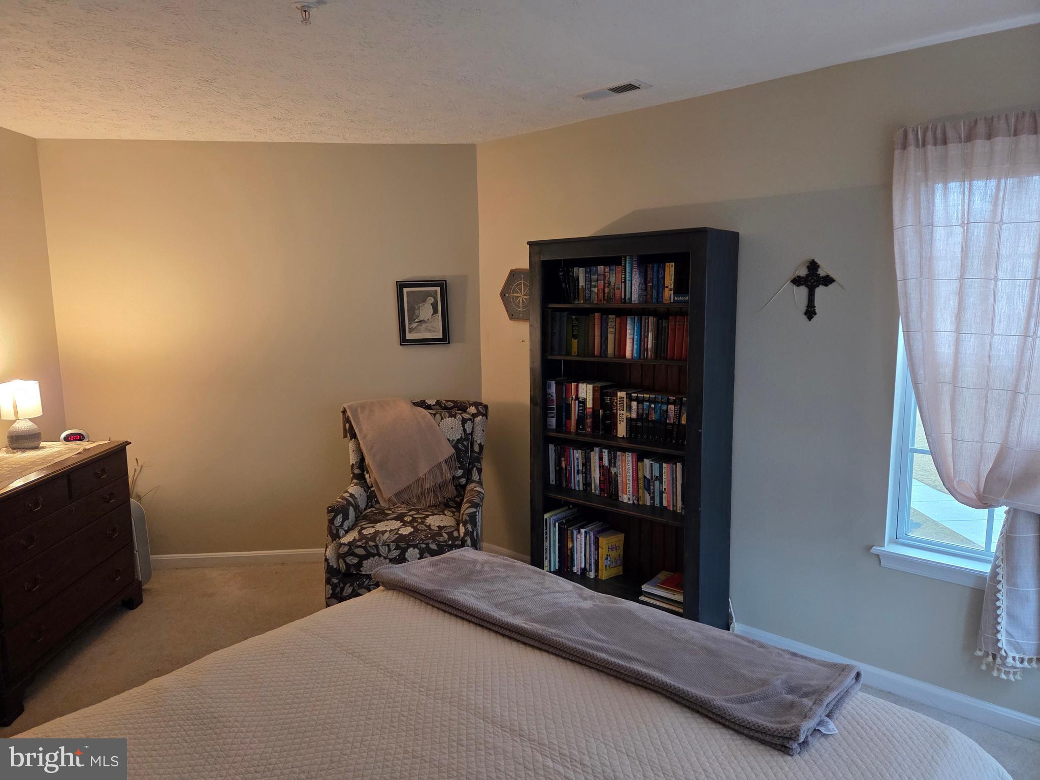 BAYLAND CONDO - Residential