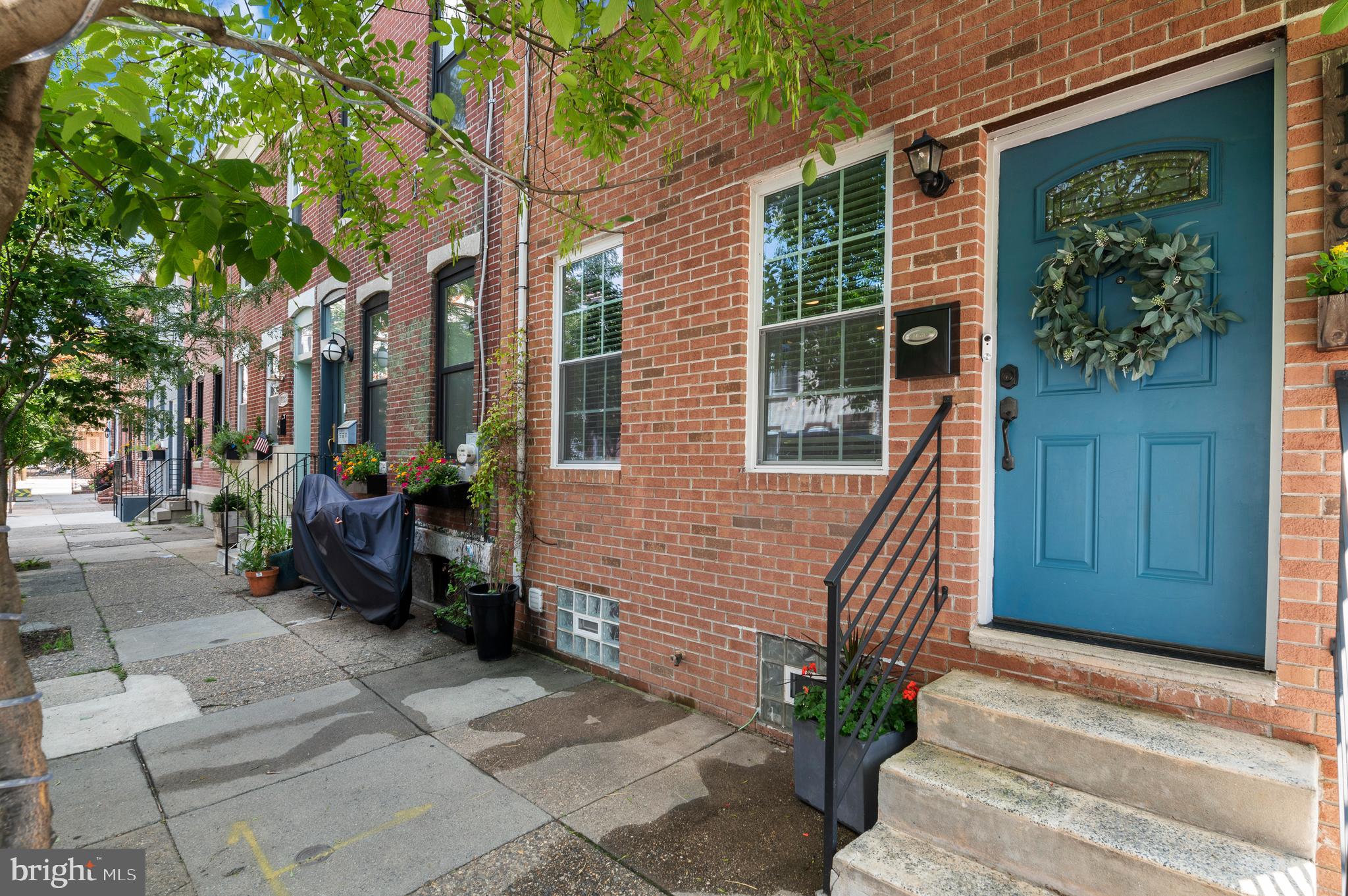 POINT BREEZE - Residential