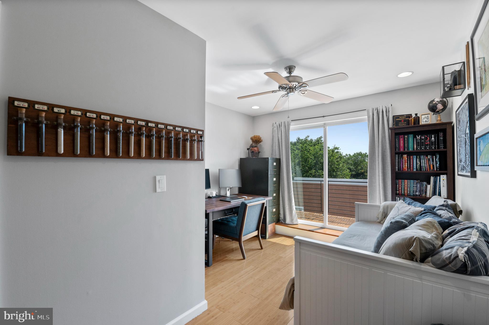 POINT BREEZE - Residential