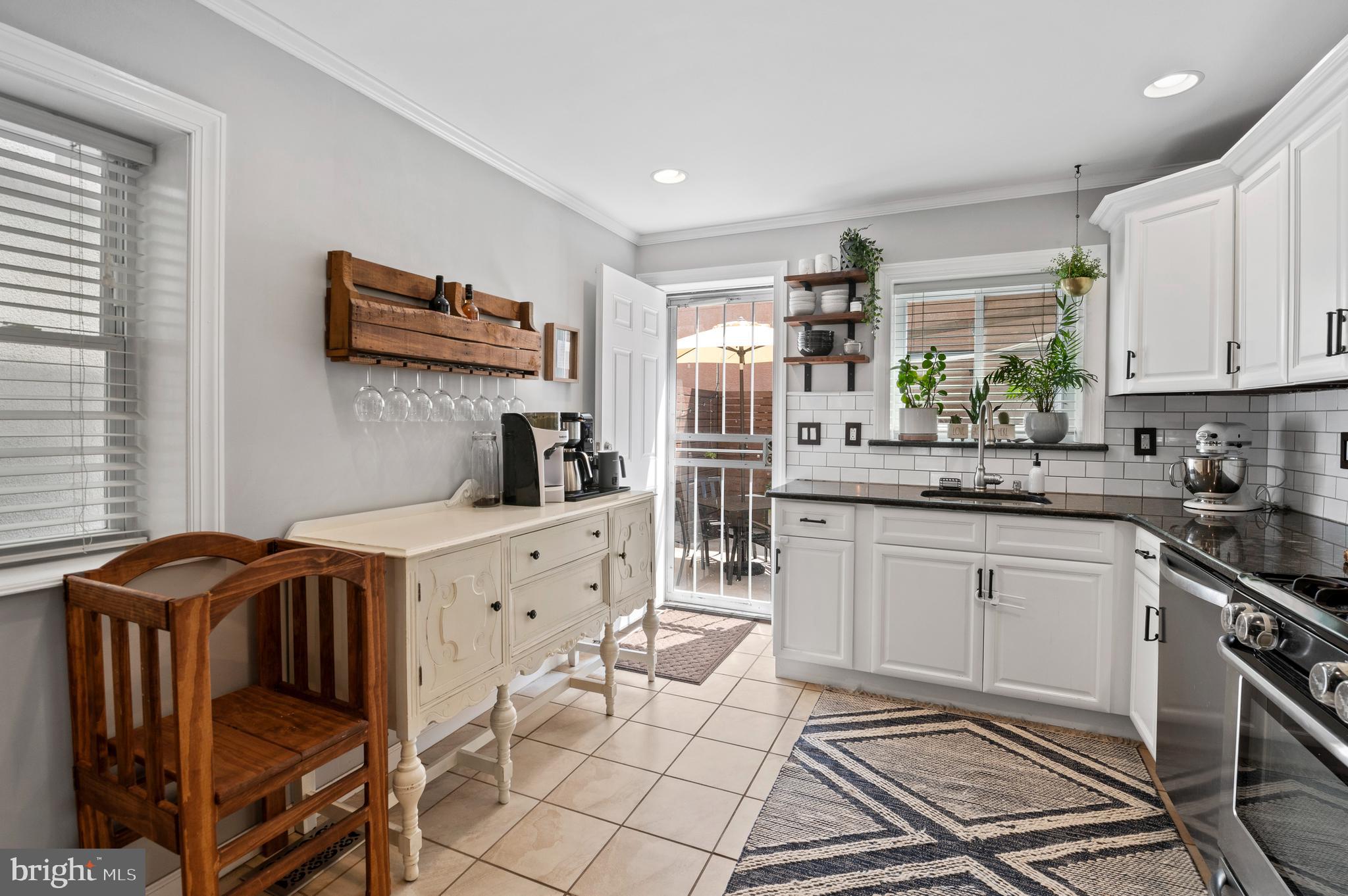 POINT BREEZE - Residential