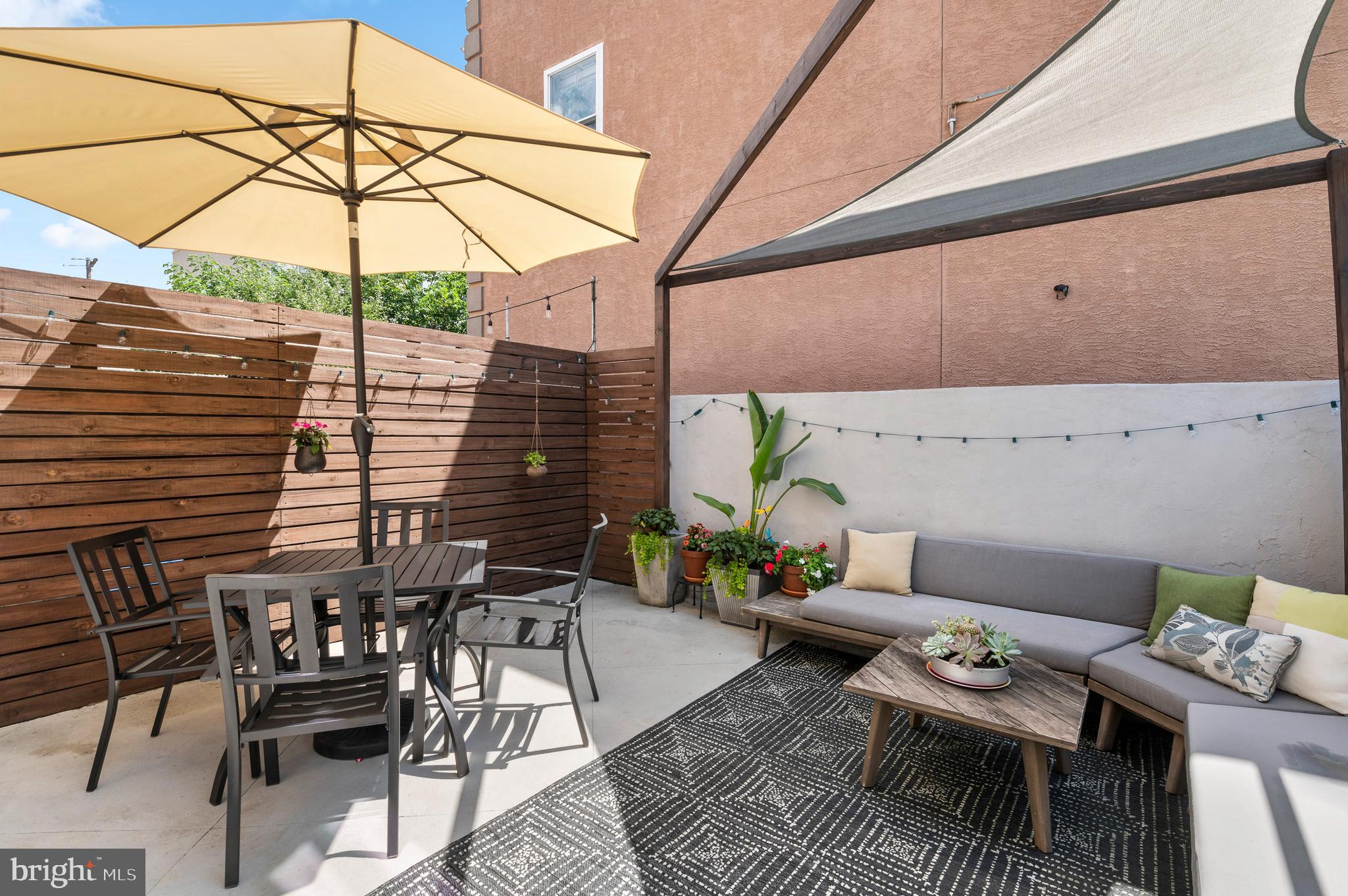 POINT BREEZE - Residential