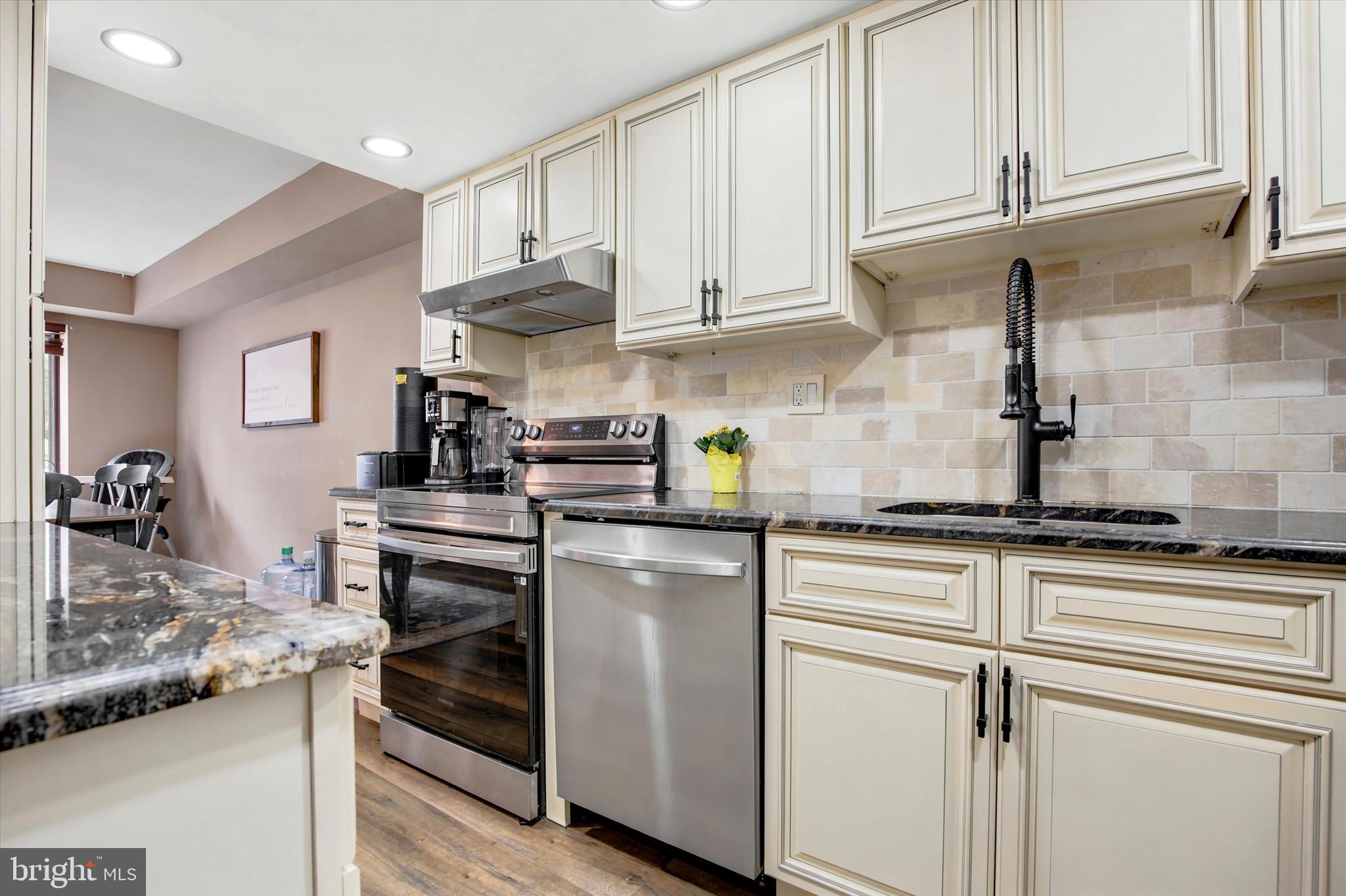 202 STONYBROOK DRIVE 202