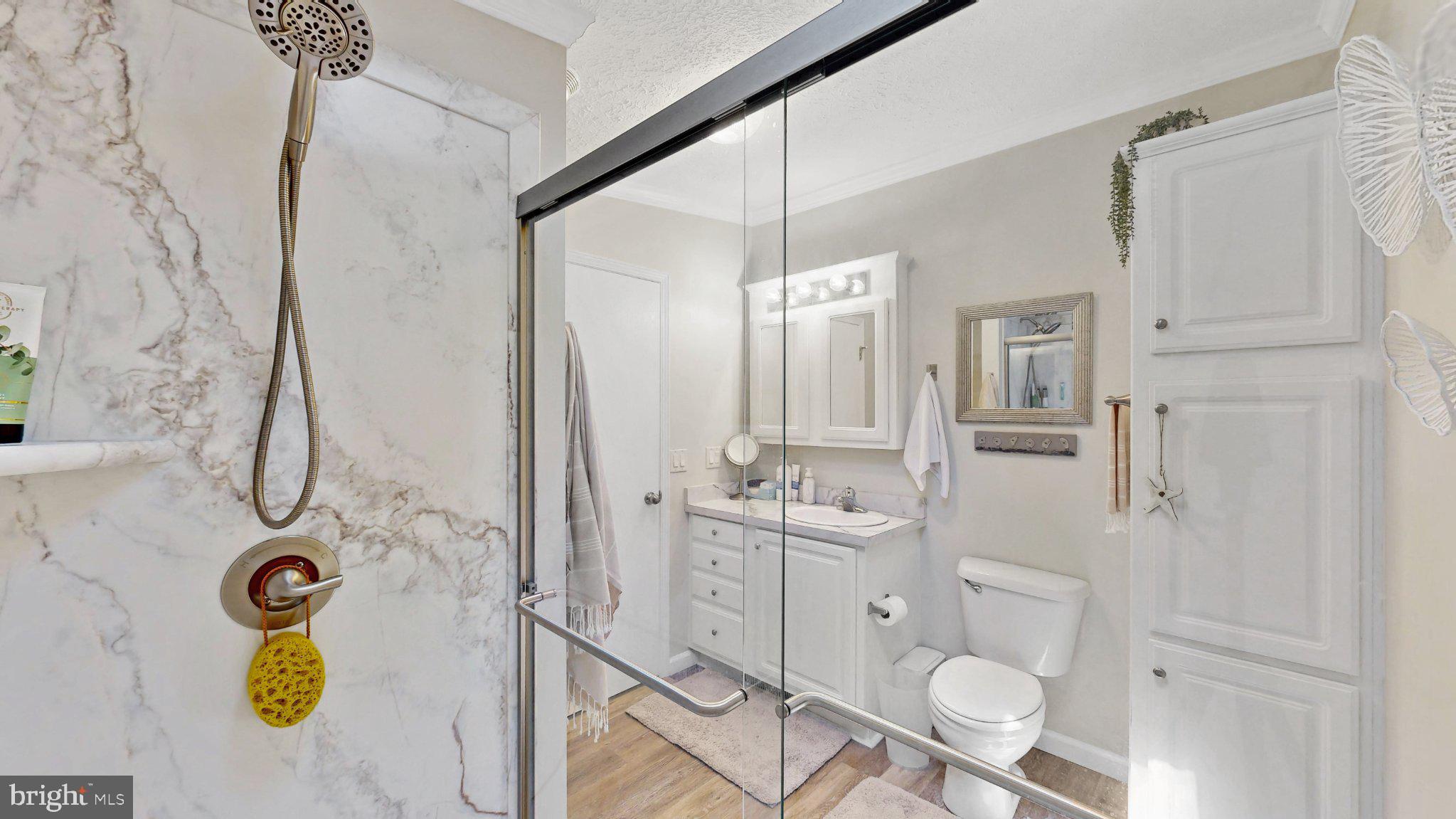 POTNETS CREEKSIDE - Residential