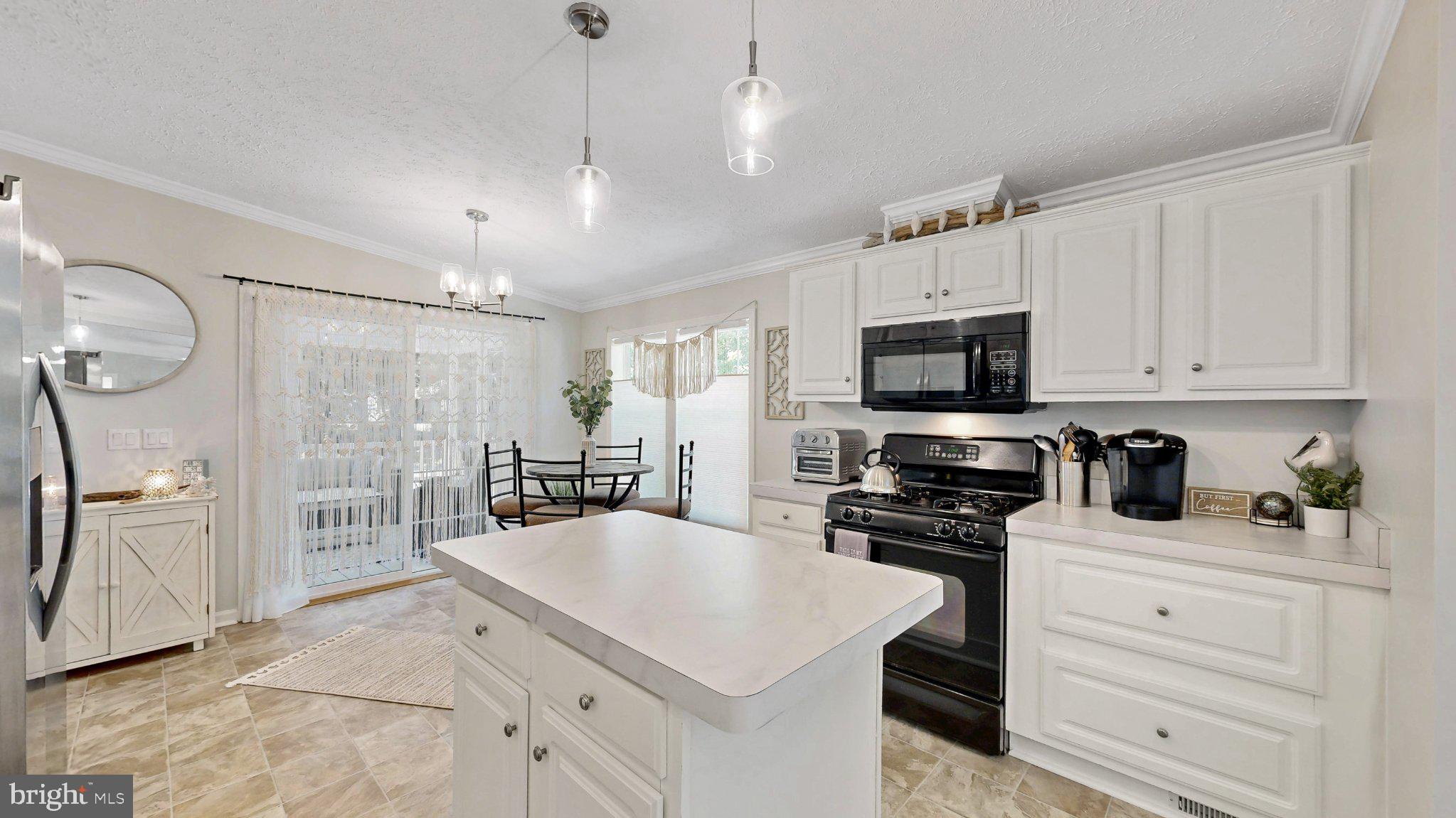 POTNETS CREEKSIDE - Residential
