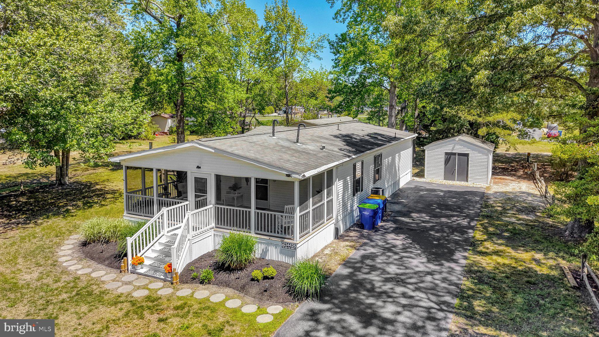 POTNETS CREEKSIDE - Residential