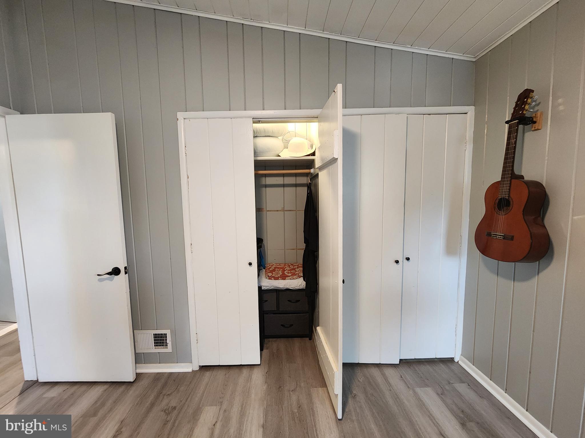 RENALDS SD - Residential