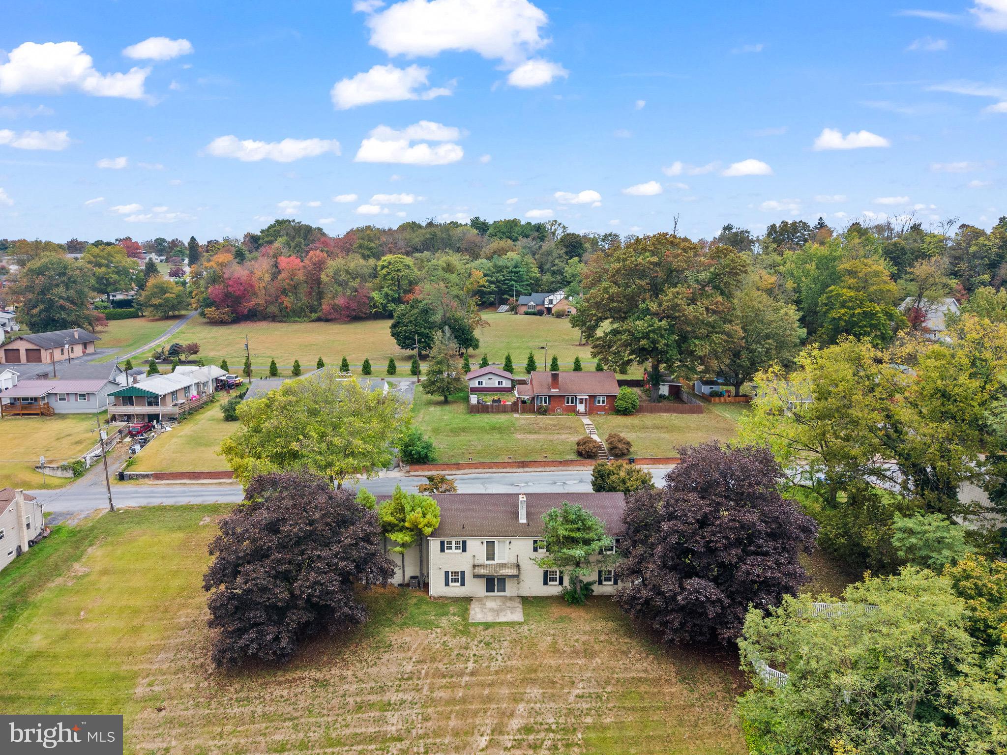 1010 N LINCOLN STREET