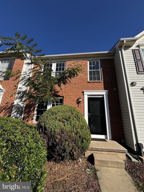 Photo of 103 W Newtown Place, NEWARK, DE 19702 (MLS # DENC2090644)