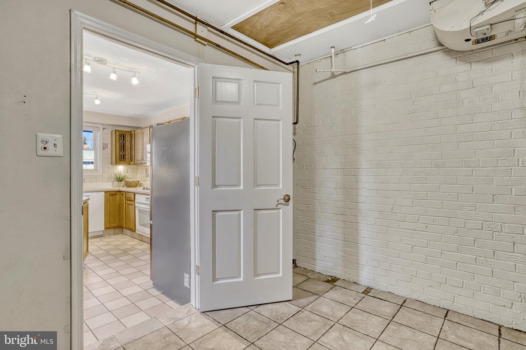 SPRINGFIELD - Residential