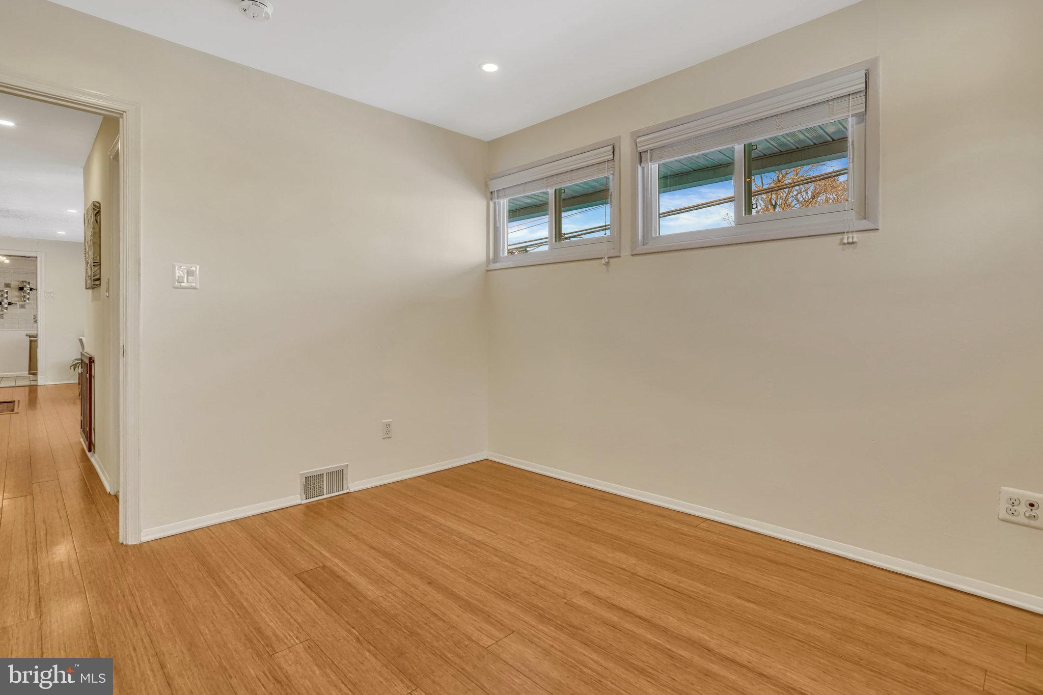 SPRINGFIELD - Residential