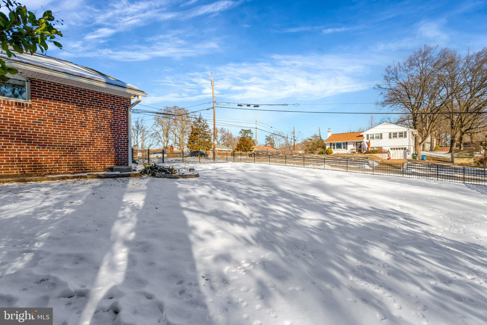 SPRINGFIELD - Residential