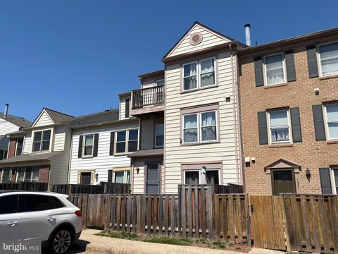7529 Belle Grae Drive, Manassas, VA MLS: VAPW2093134