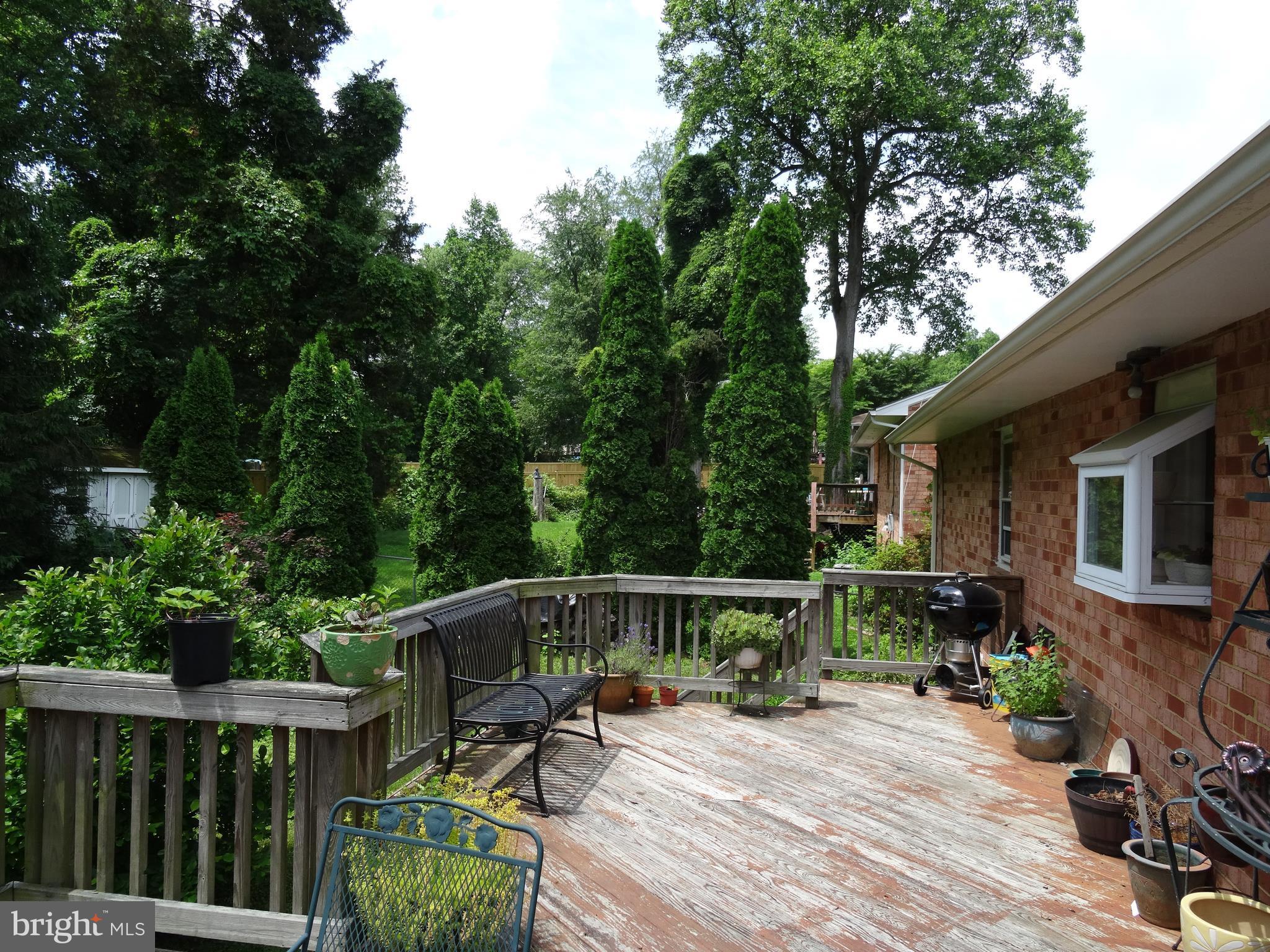 HIDEAWAY PARK - Residential Lease