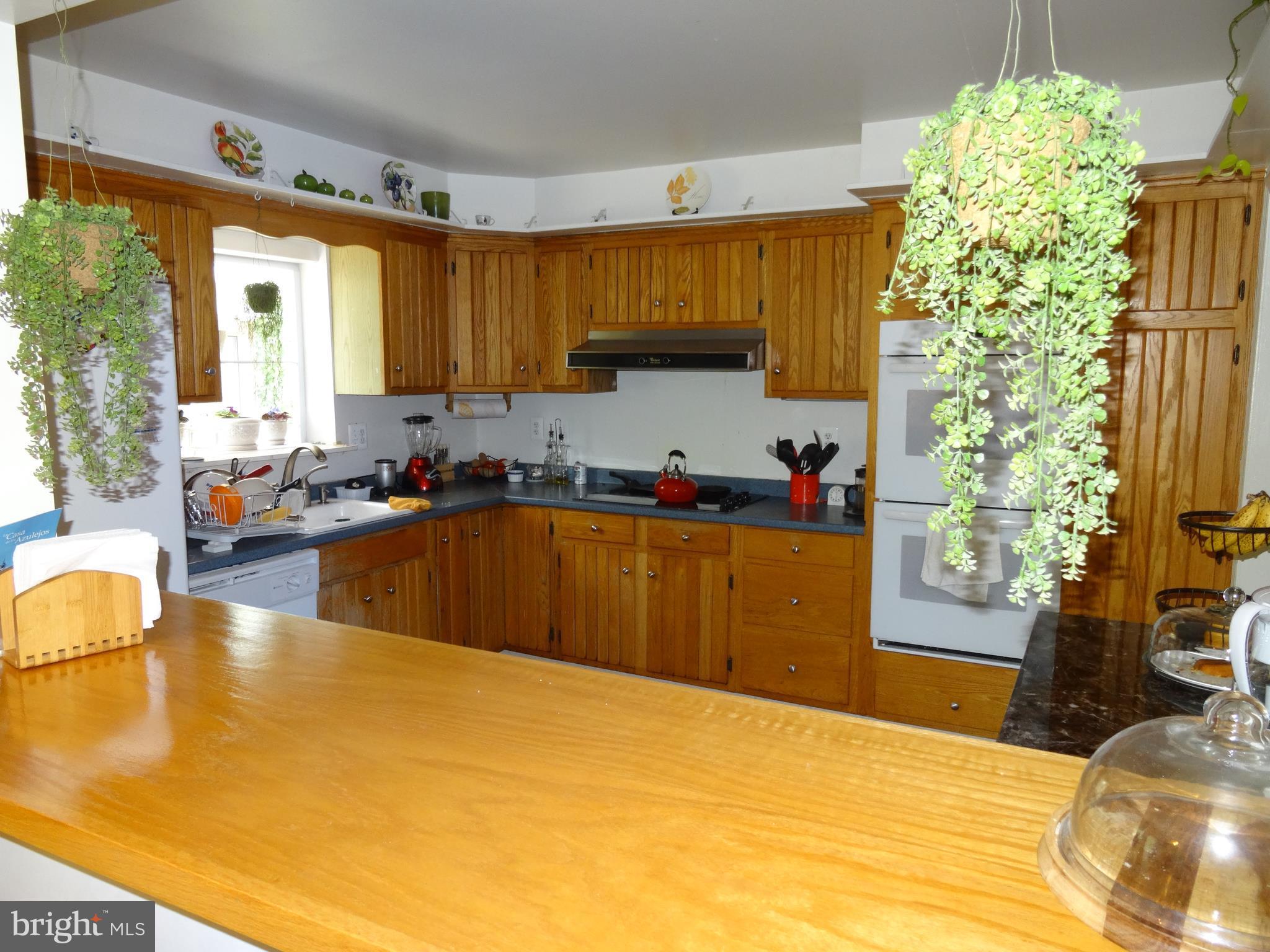 HIDEAWAY PARK - Residential Lease