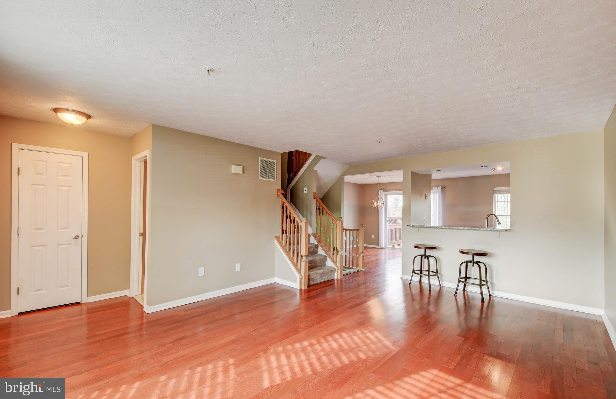 BROADVIEW - Residential Lease