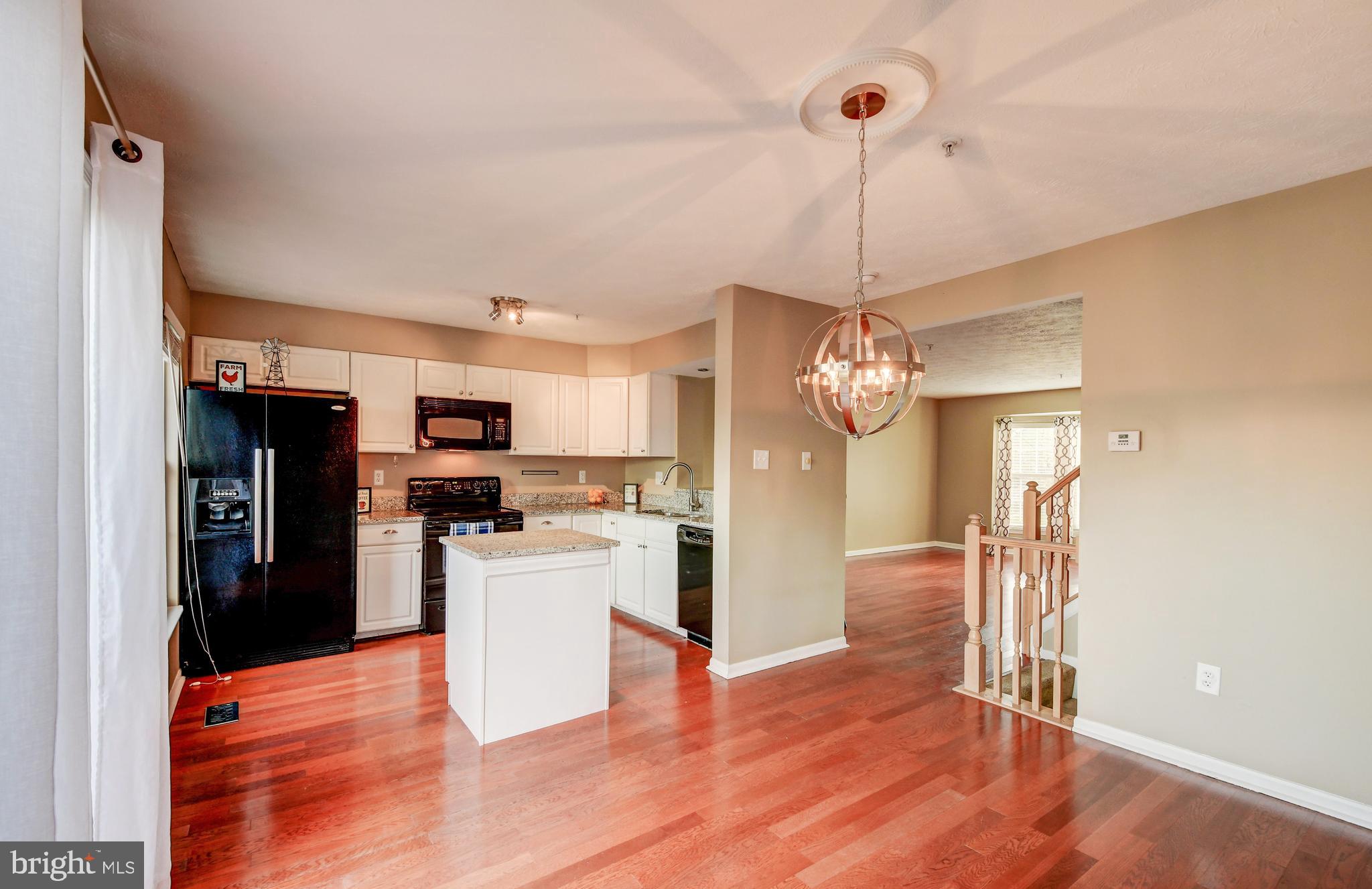 BROADVIEW - Residential Lease