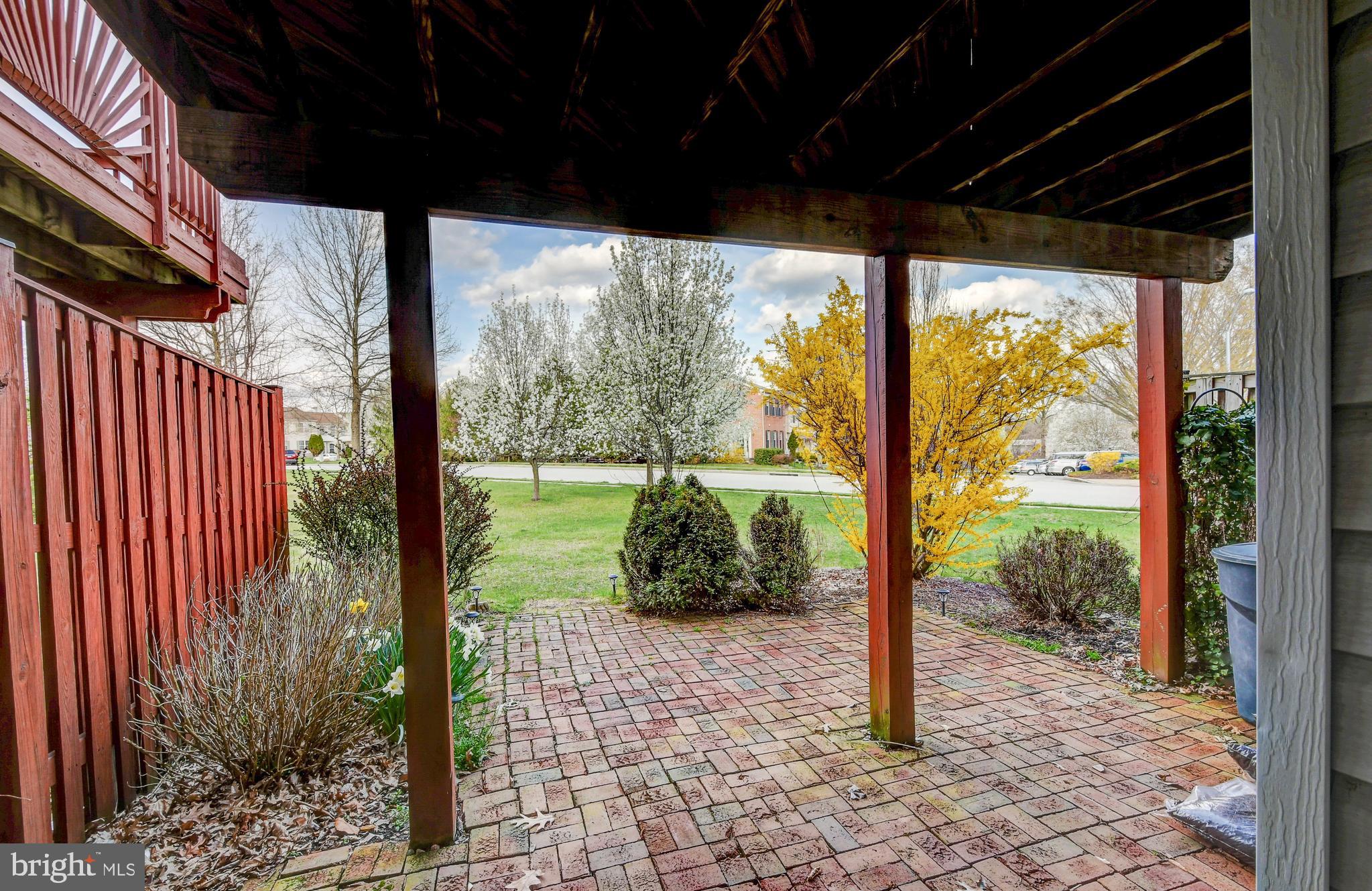 BROADVIEW - Residential Lease