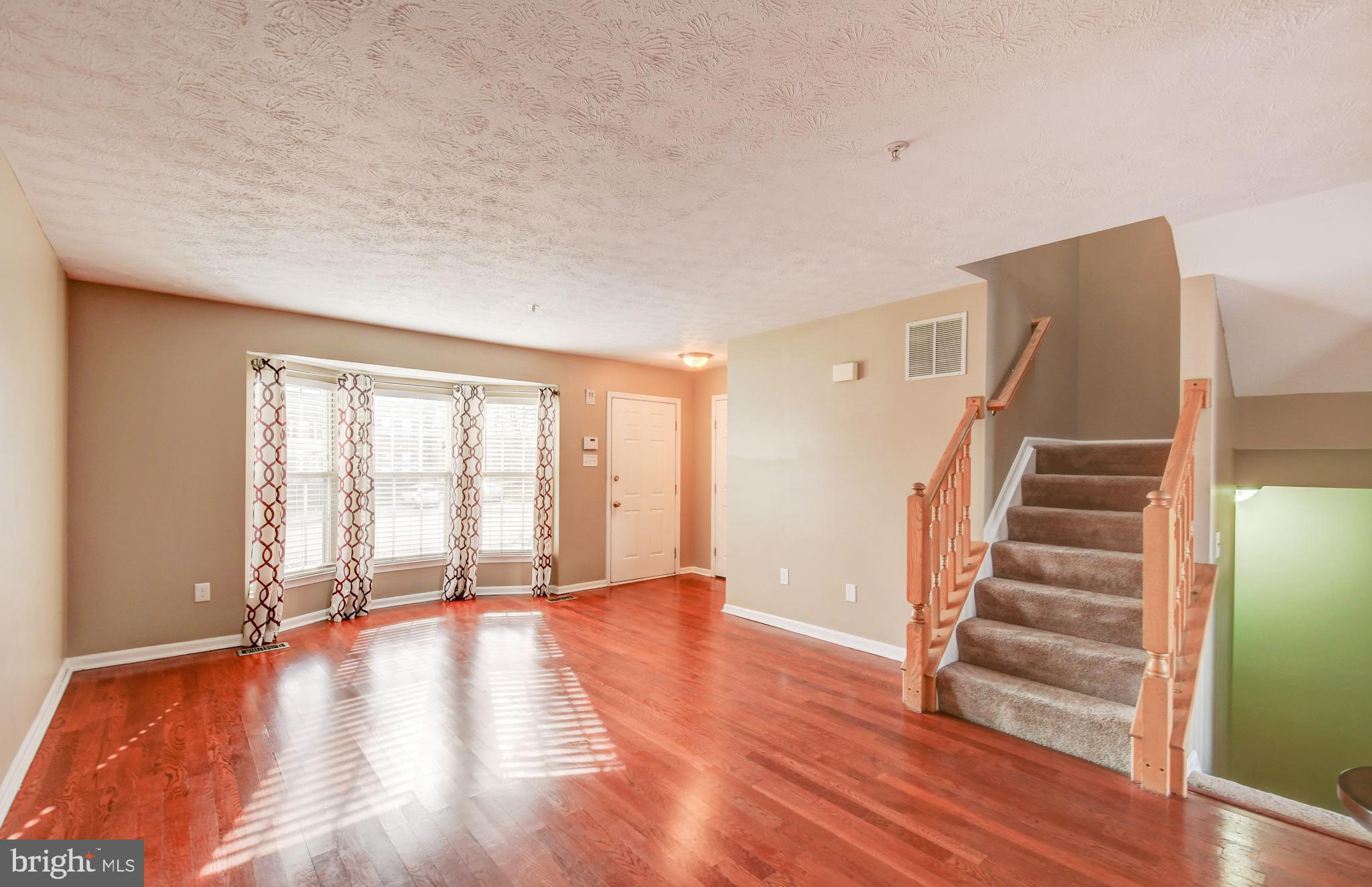 BROADVIEW - Residential Lease