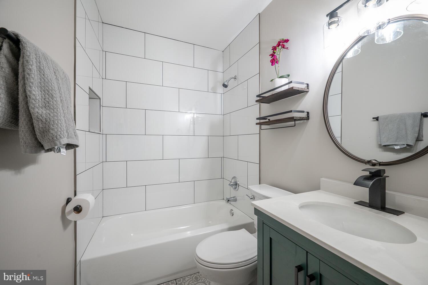 DALE CITY - Residential