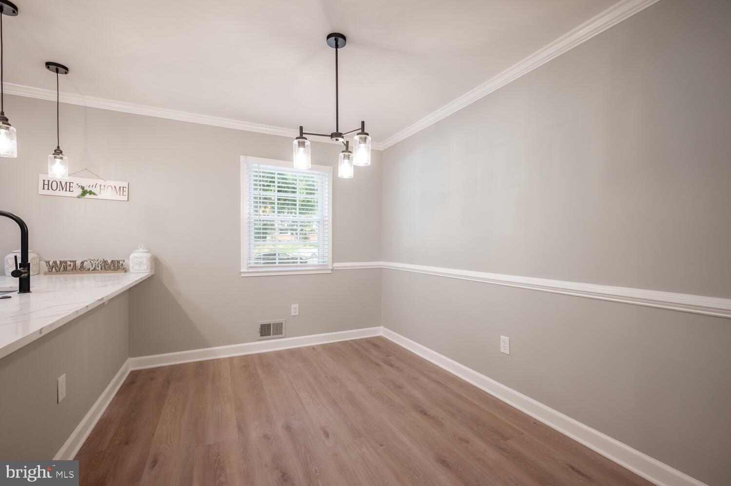 DALE CITY - Residential