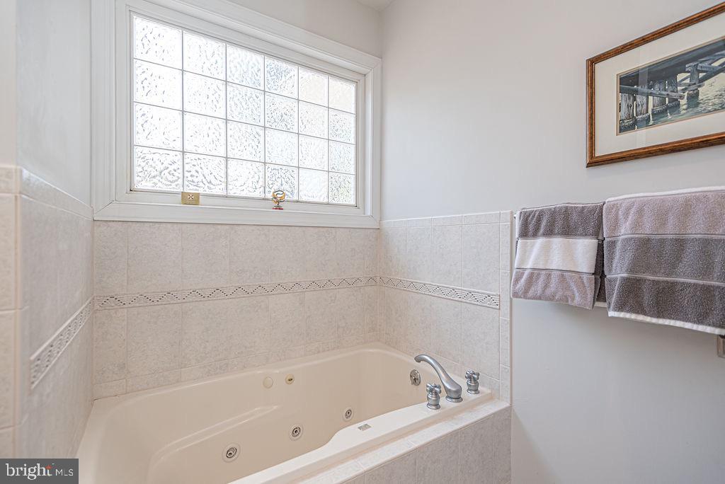 OCEAN PINES - WHITETAIL SANCTUARY - Residential