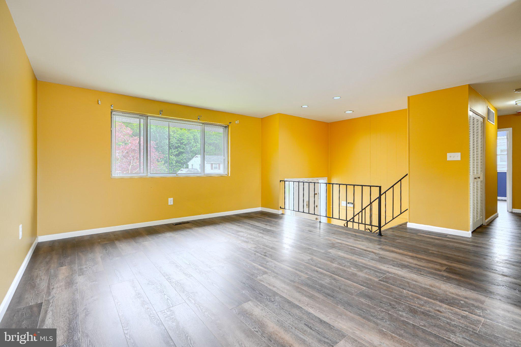 STONEYBROOK NORTH - Residential