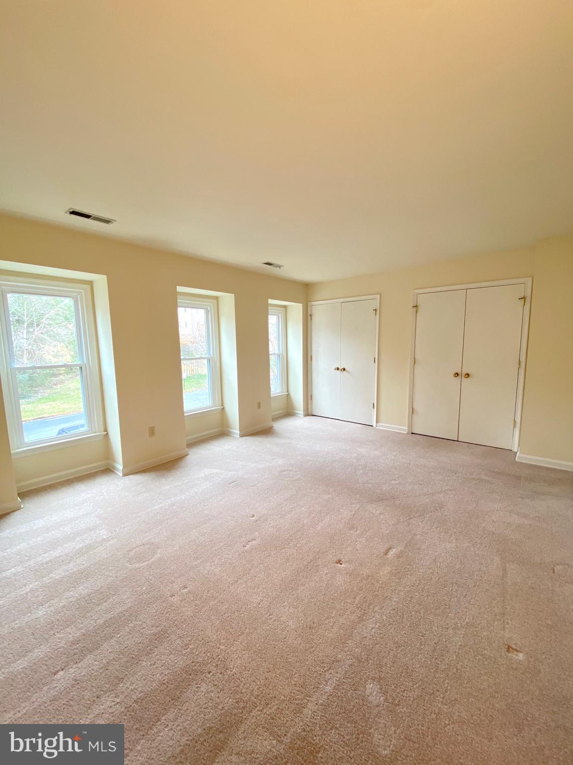 KINGS MILL - Residential Lease