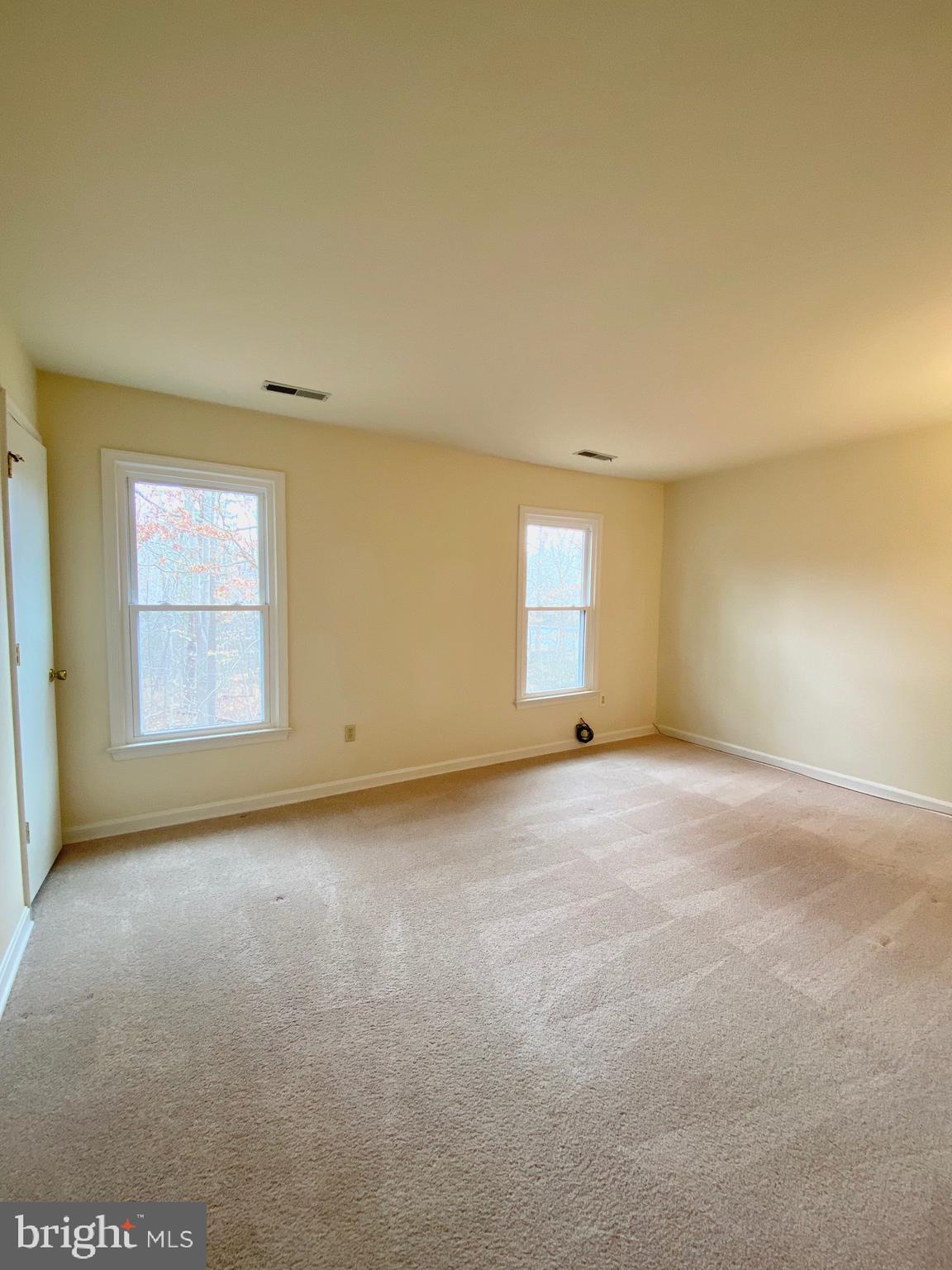 KINGS MILL - Residential Lease