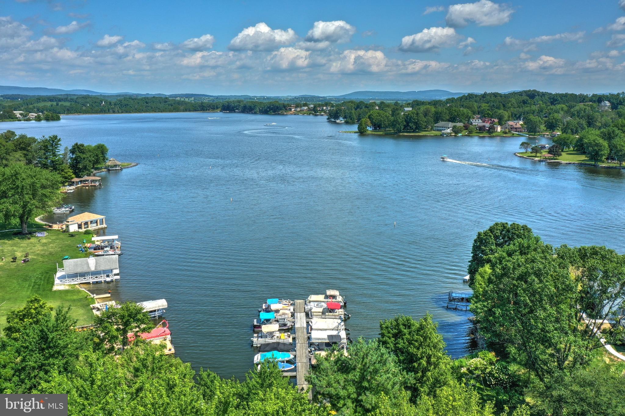 LAKE MEADE - Residential