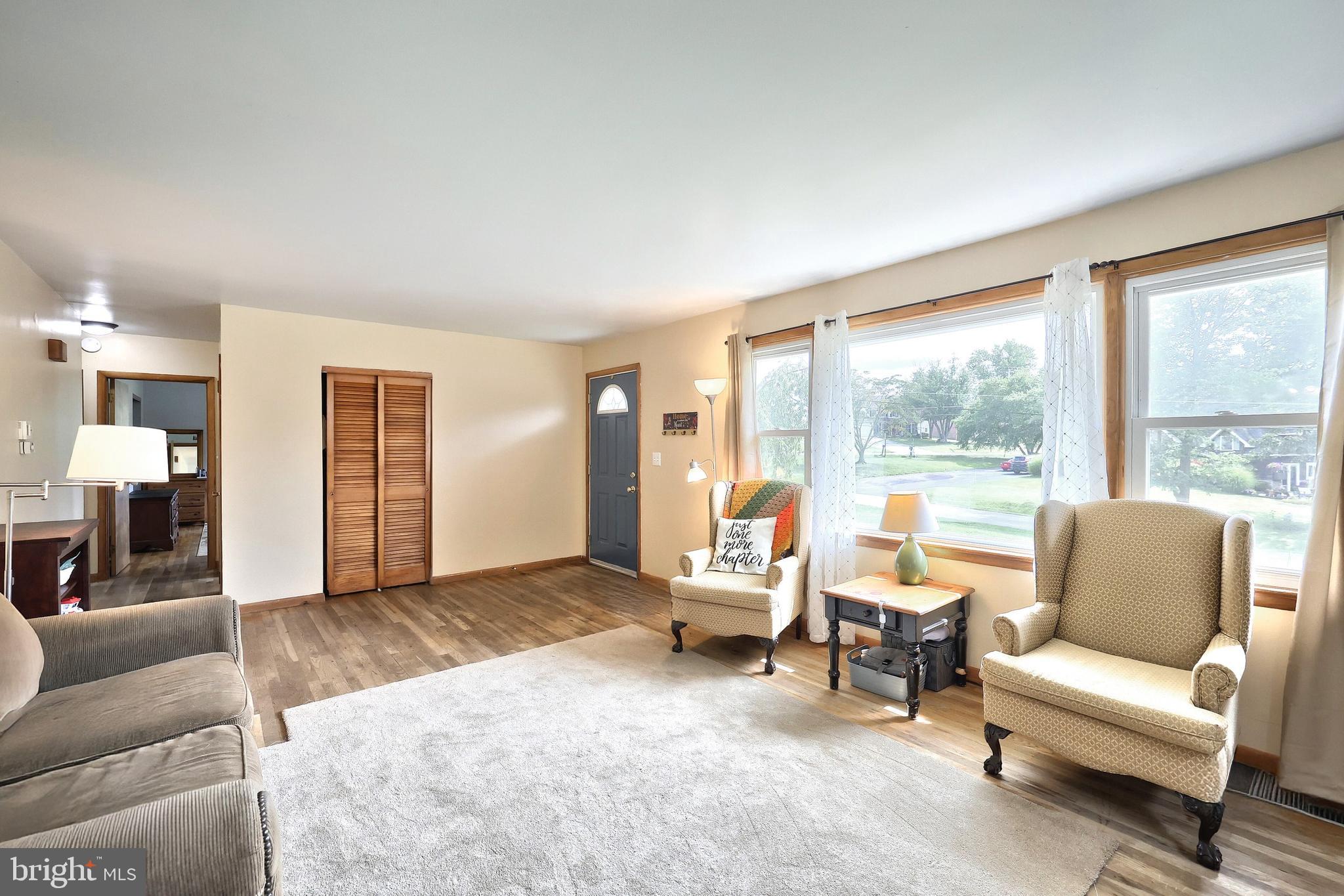 LAKE MEADE - Residential