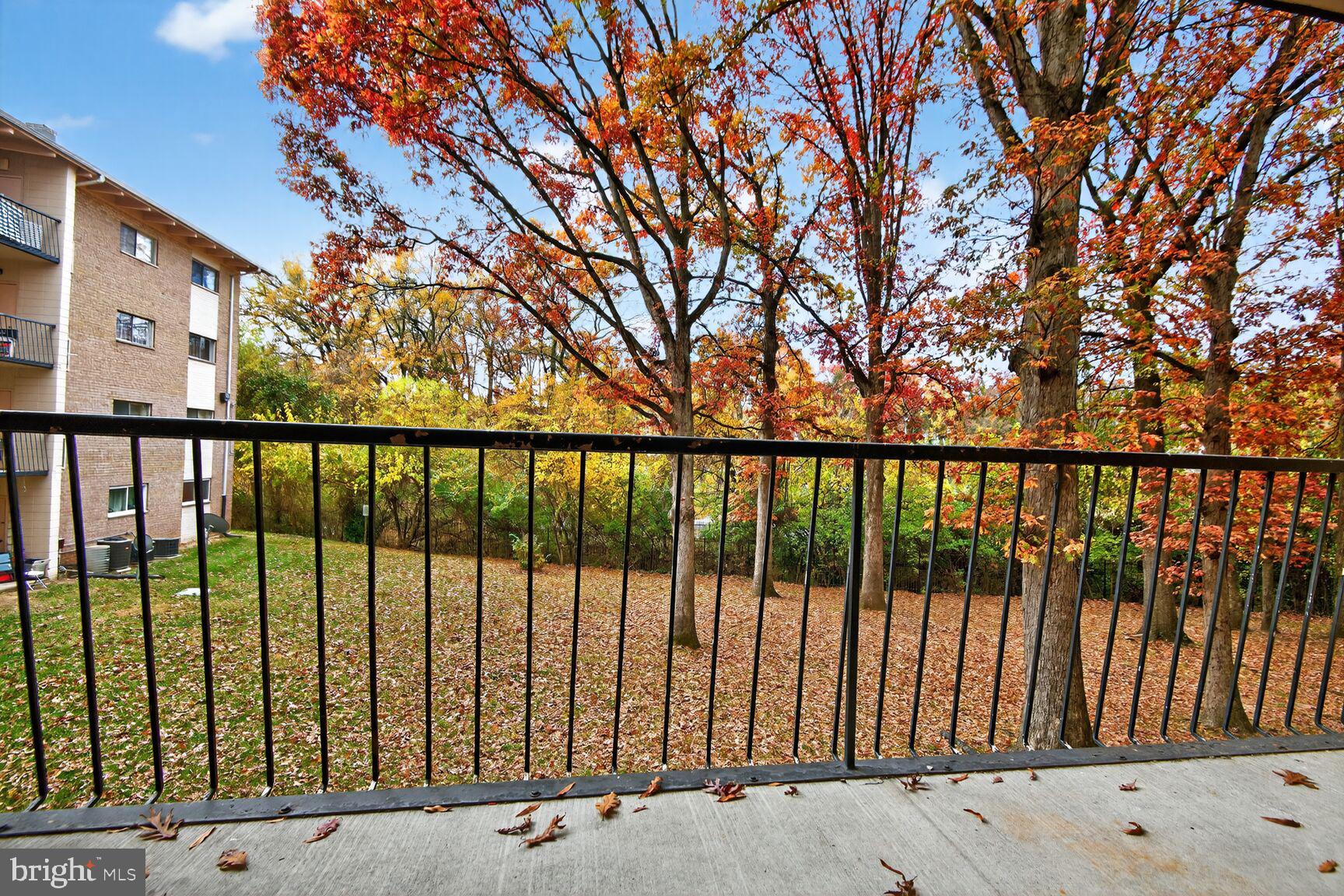 FRENCHMANS CREEK - Residential Lease