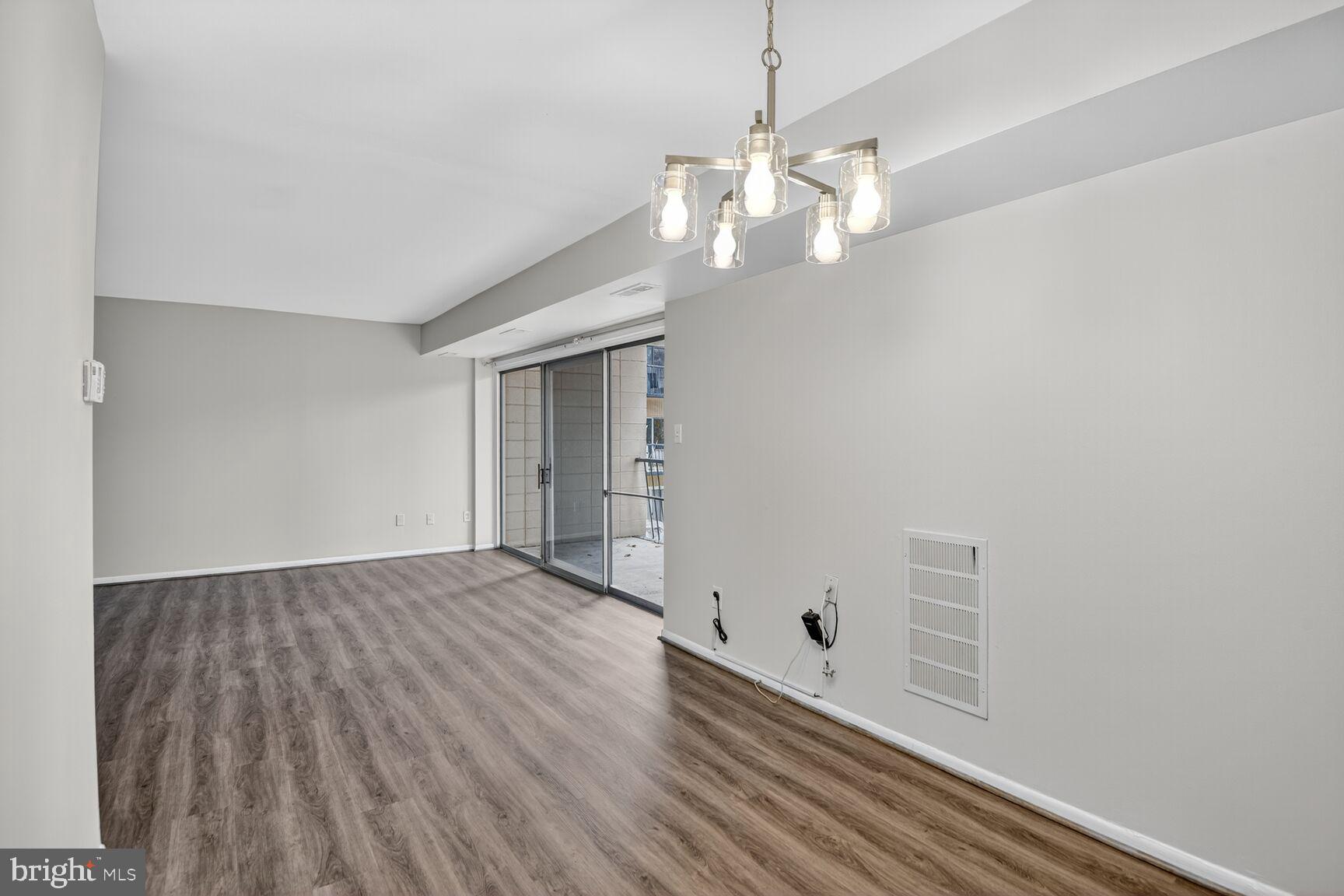 FRENCHMANS CREEK - Residential Lease