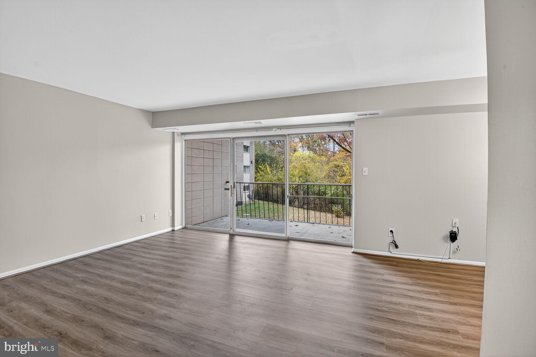 FRENCHMANS CREEK - Residential Lease