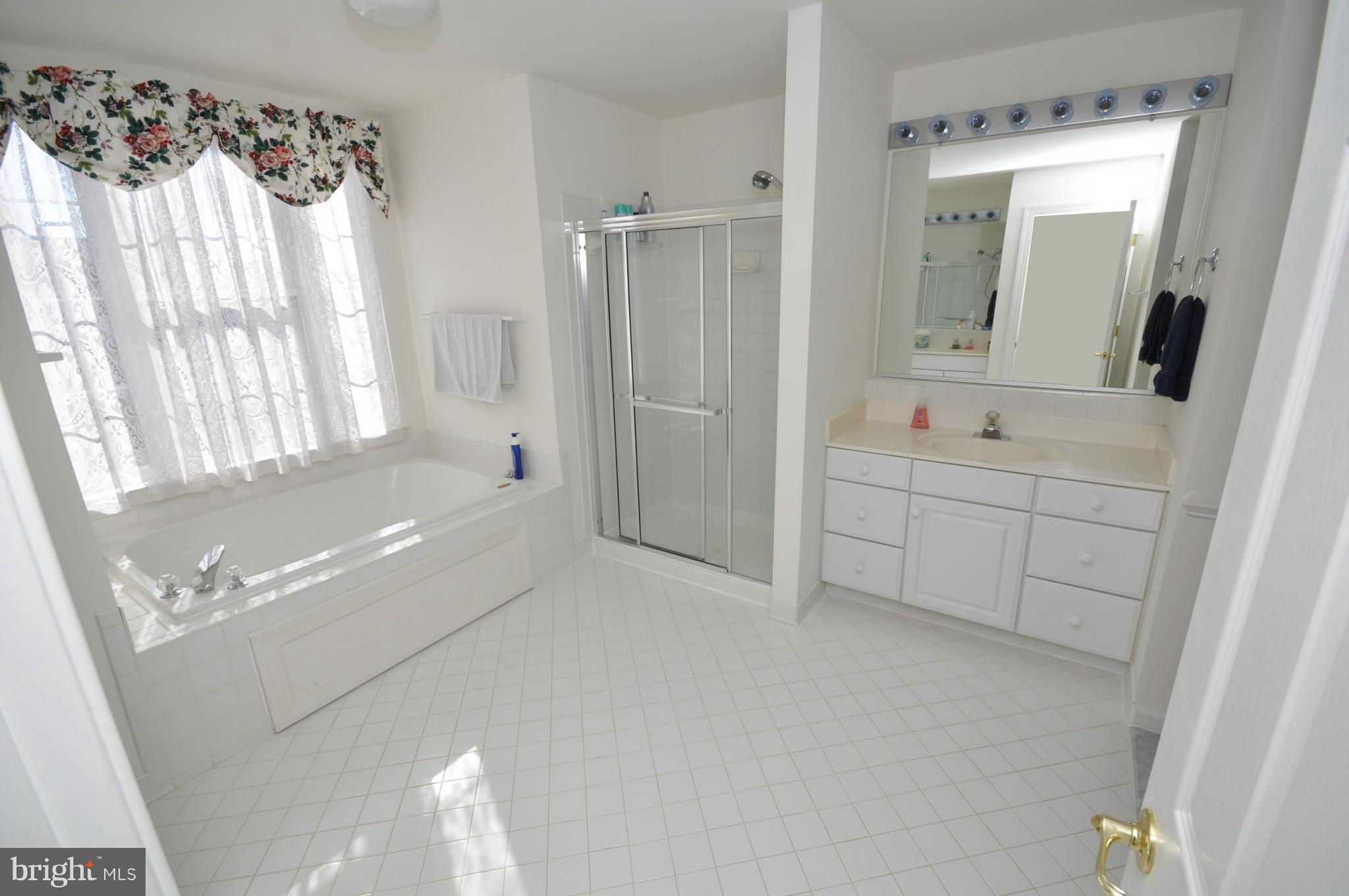 ASHLEIGH - Residential