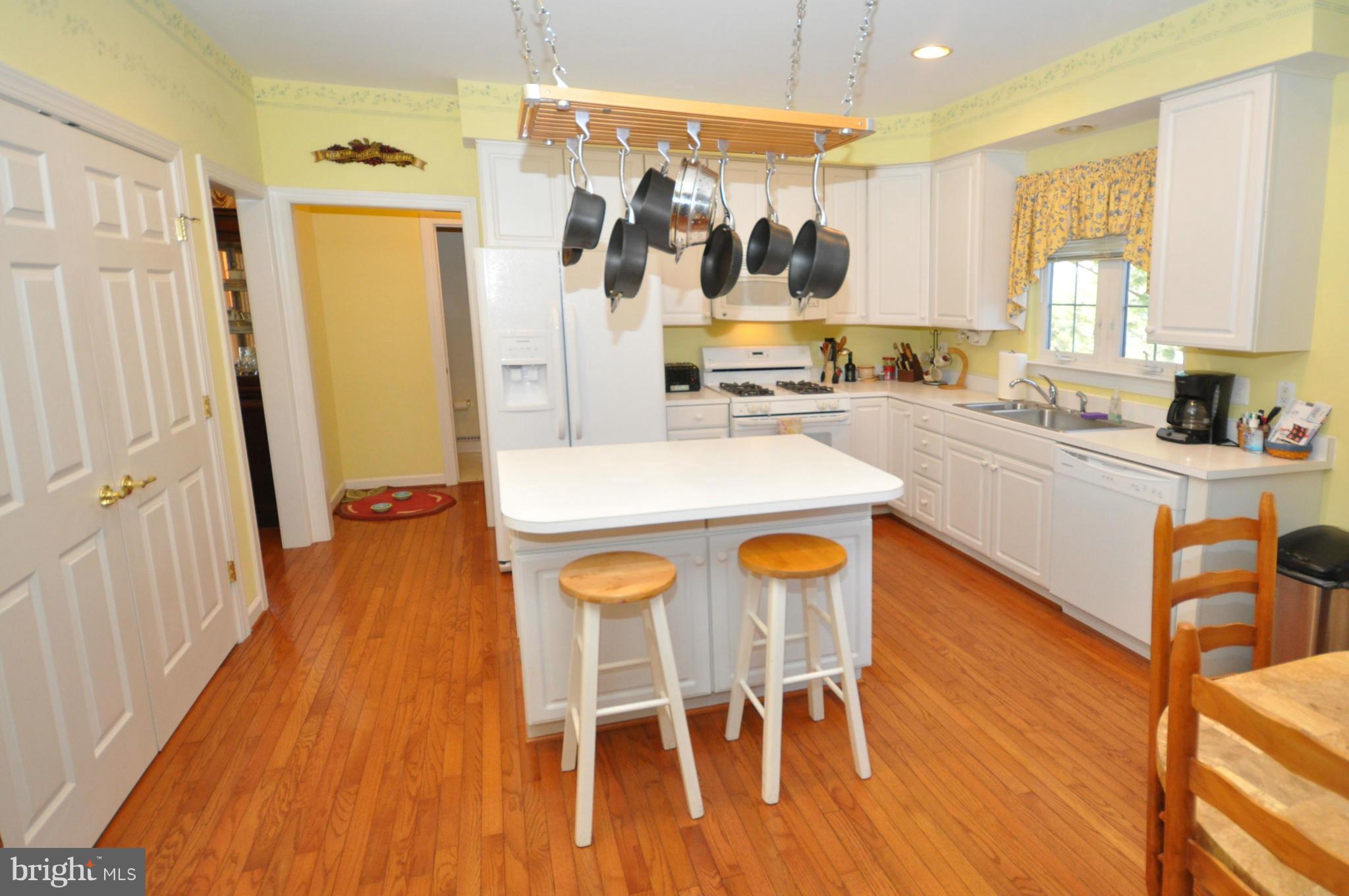 ASHLEIGH - Residential