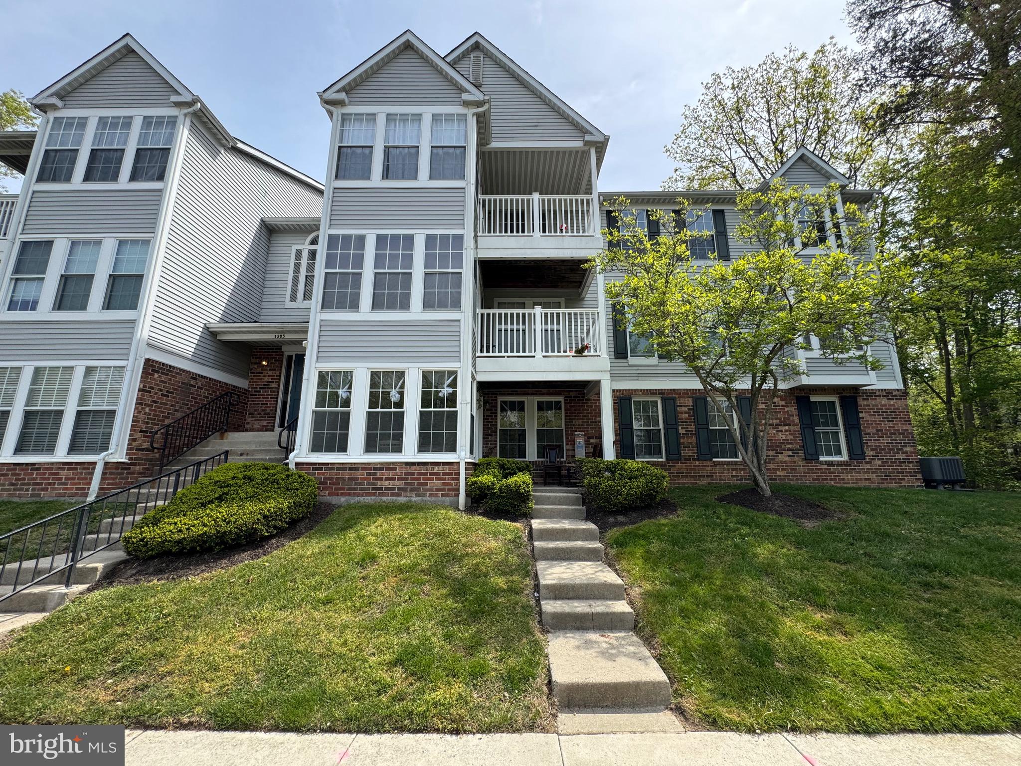 1305 CEDAR CREST COURT D 1305-D